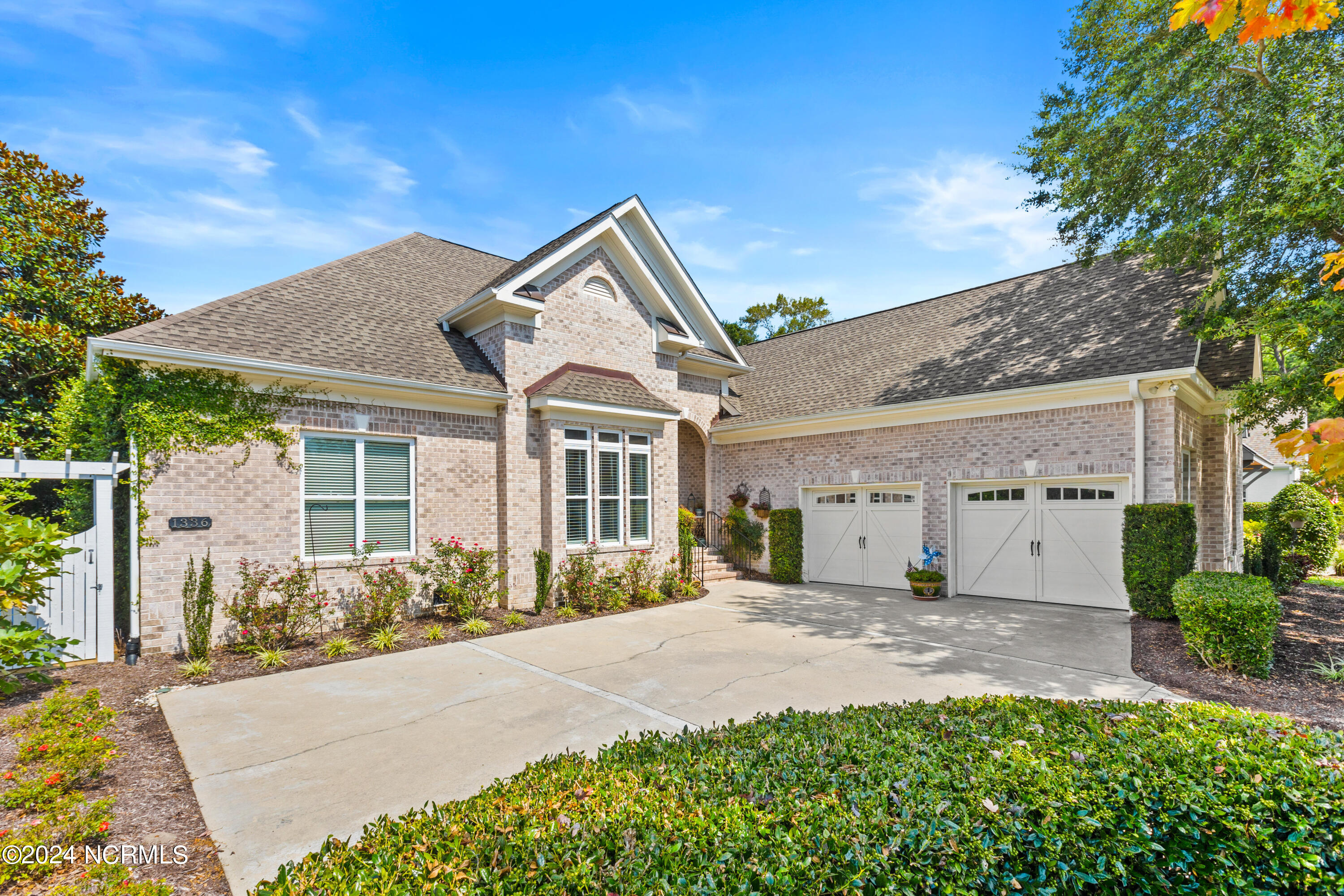 1336 S Moorings Drive Property Photo 44