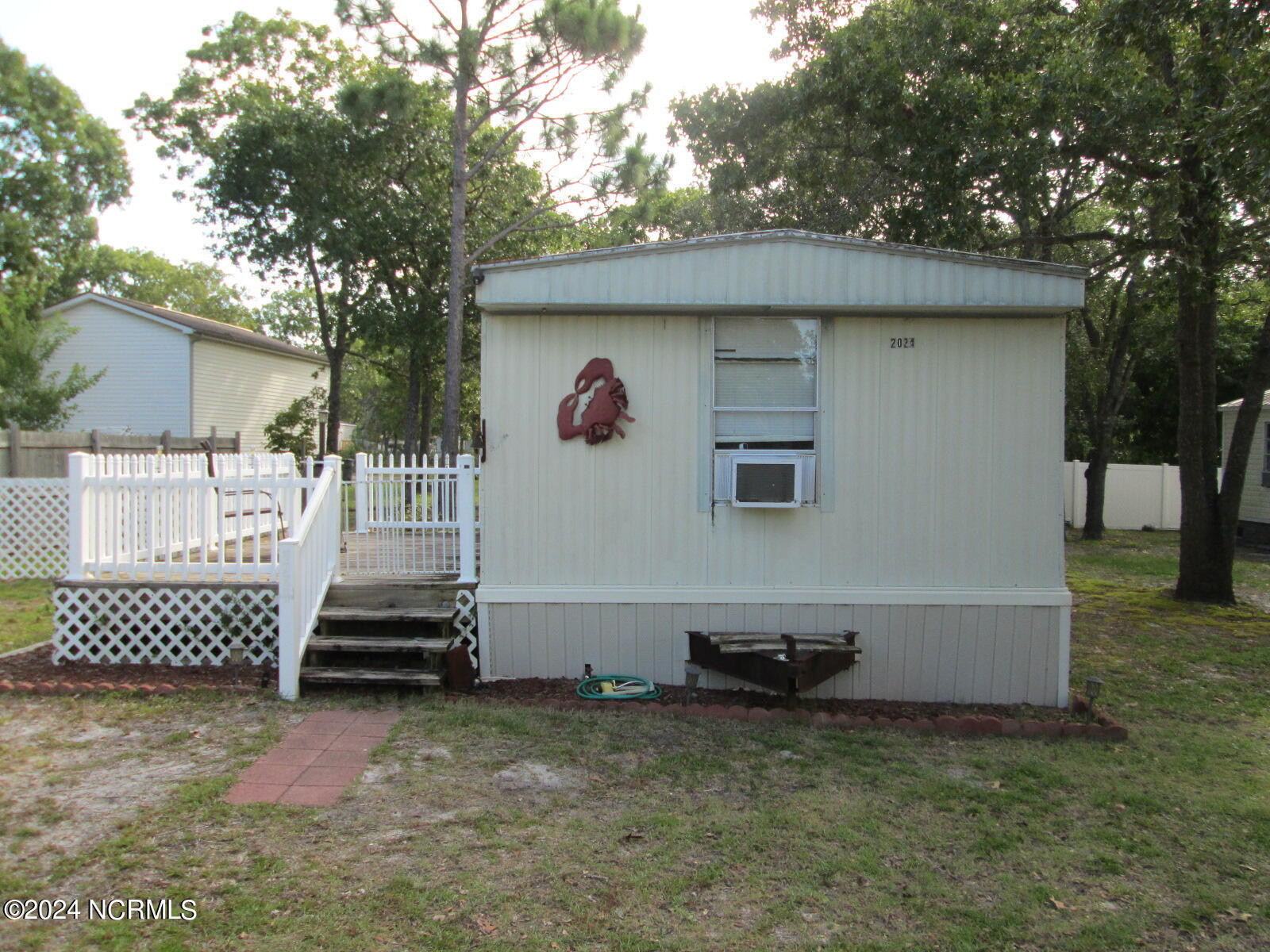 2024 Cedar Lane Property Photo 2
