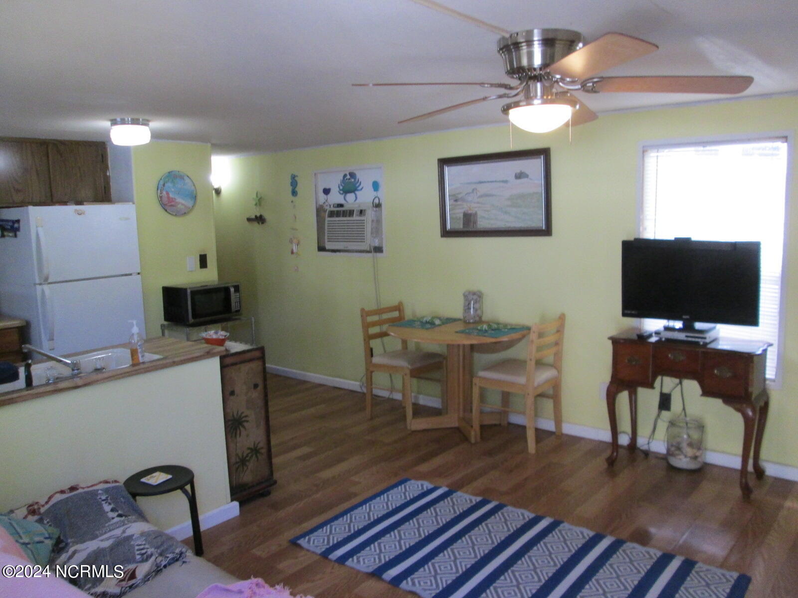 2024 Cedar Lane Property Photo 6