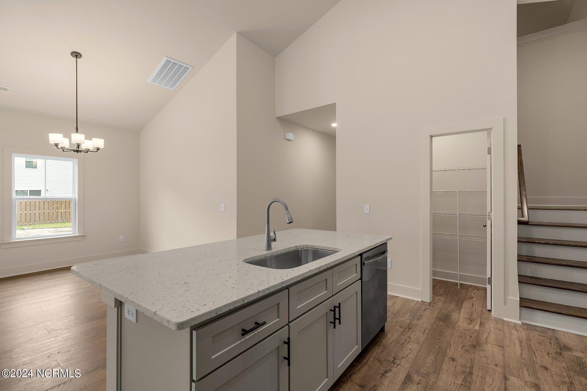 1110 Delaware Street Property Photo 13