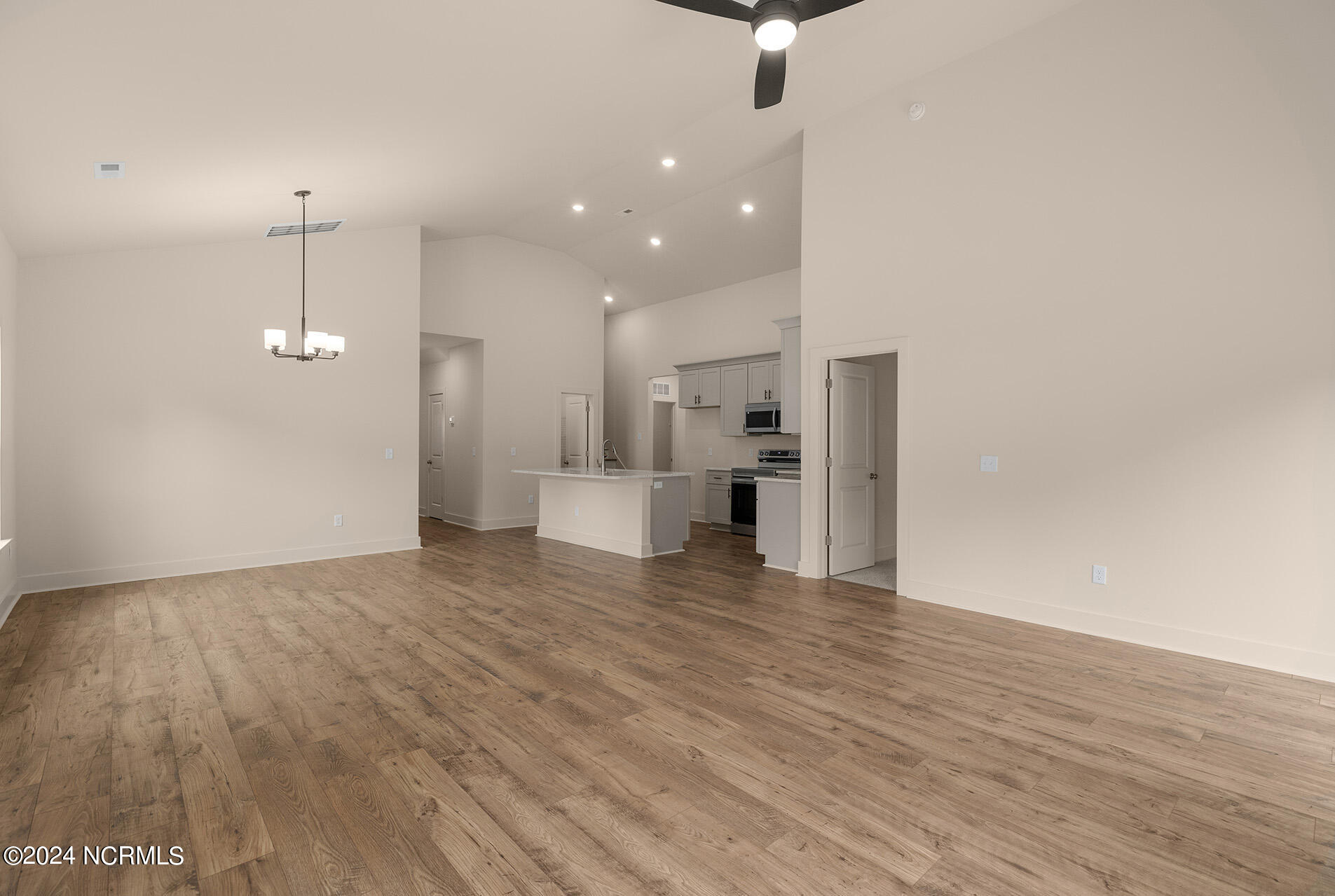 1110 Delaware Street Property Photo 19