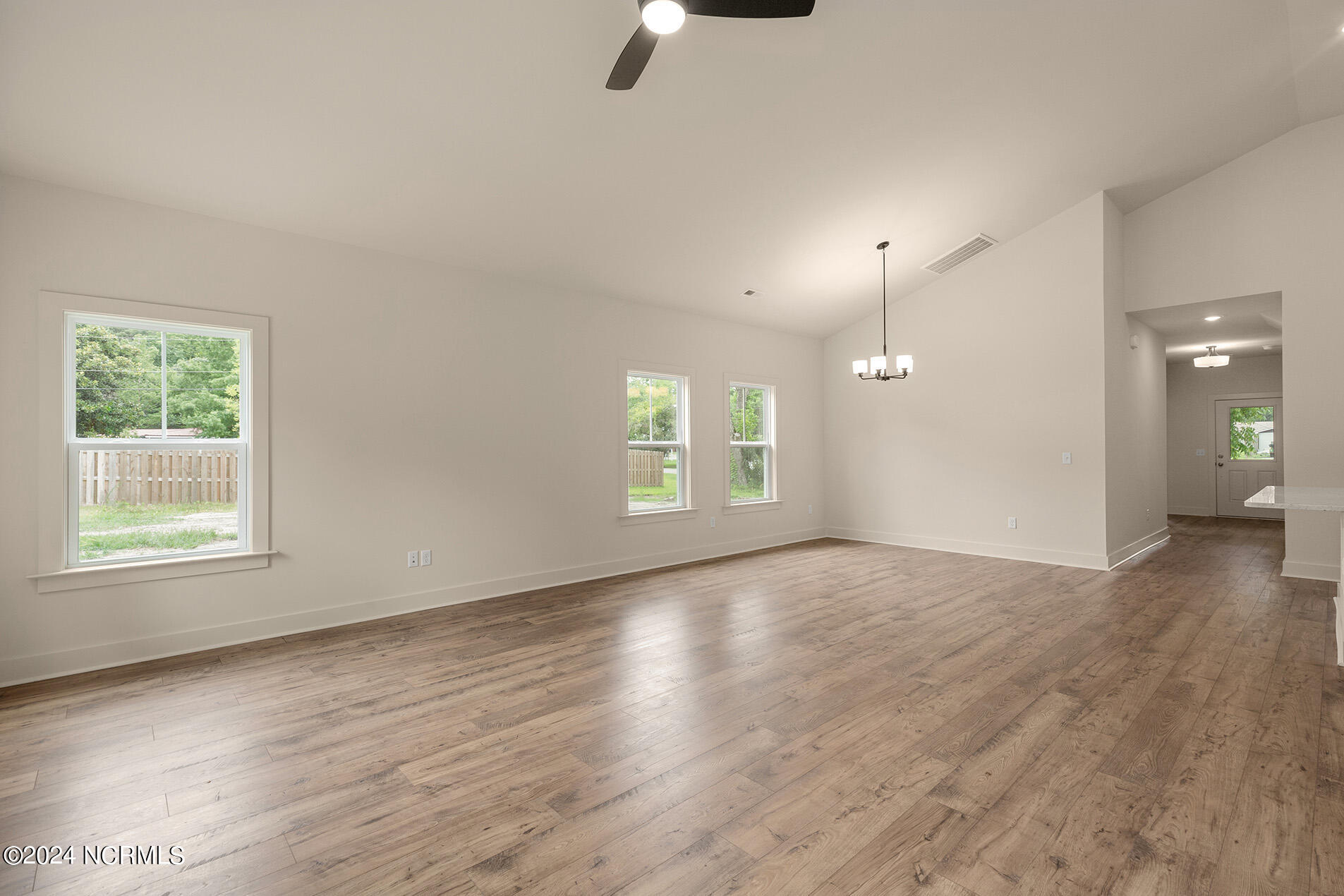 1110 Delaware Street Property Photo 20