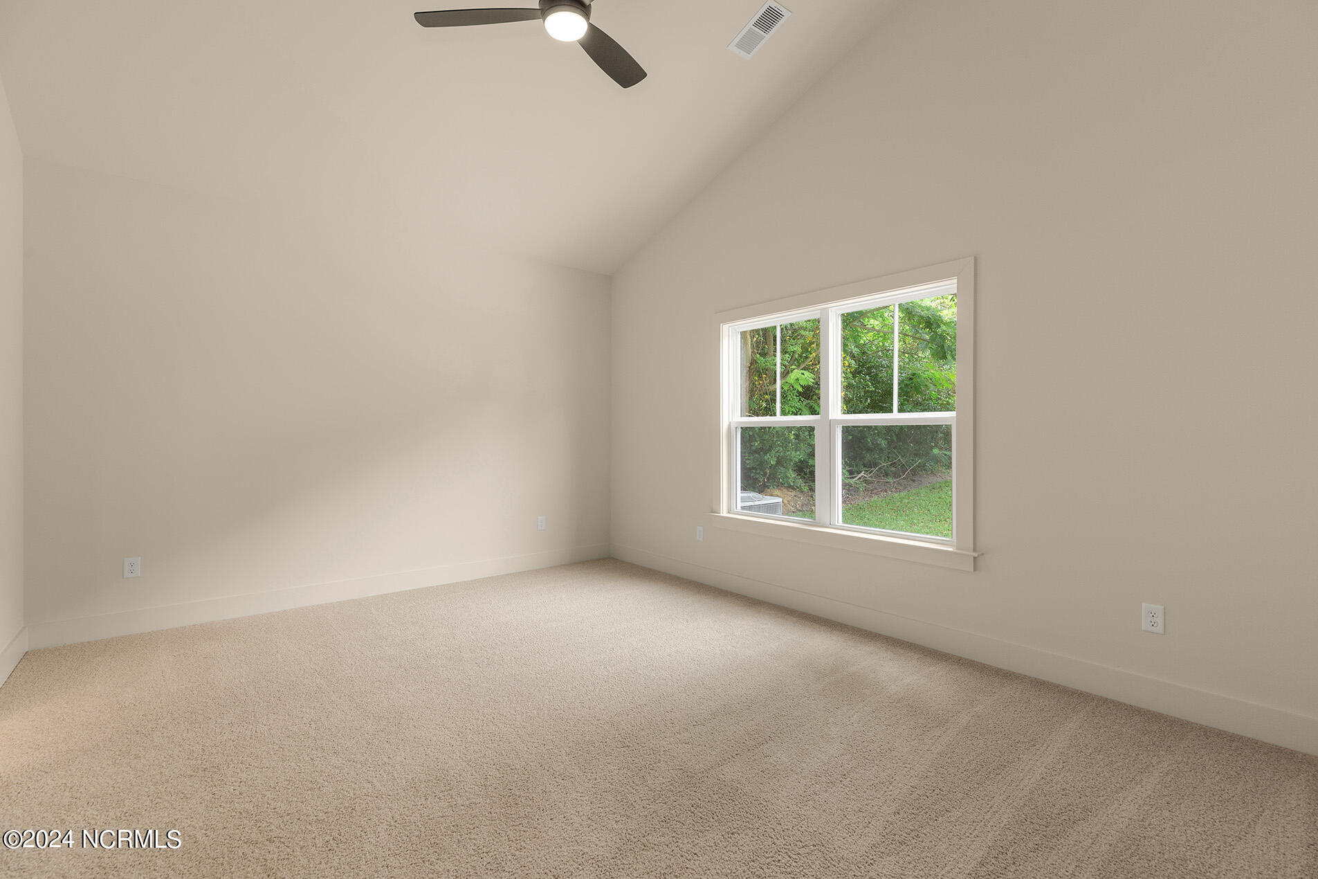 1110 Delaware Street Property Photo 22