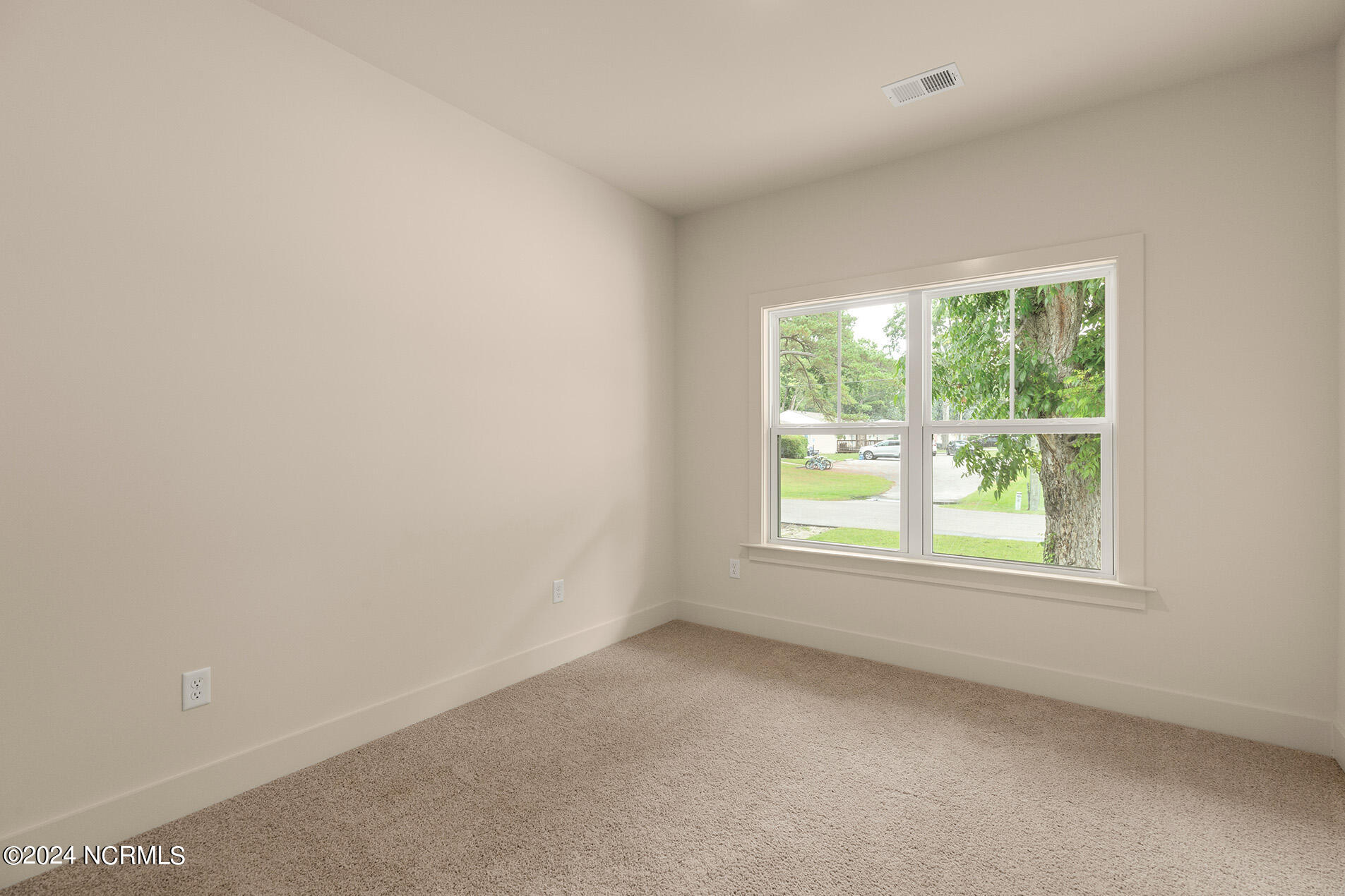 1110 Delaware Street Property Photo 28