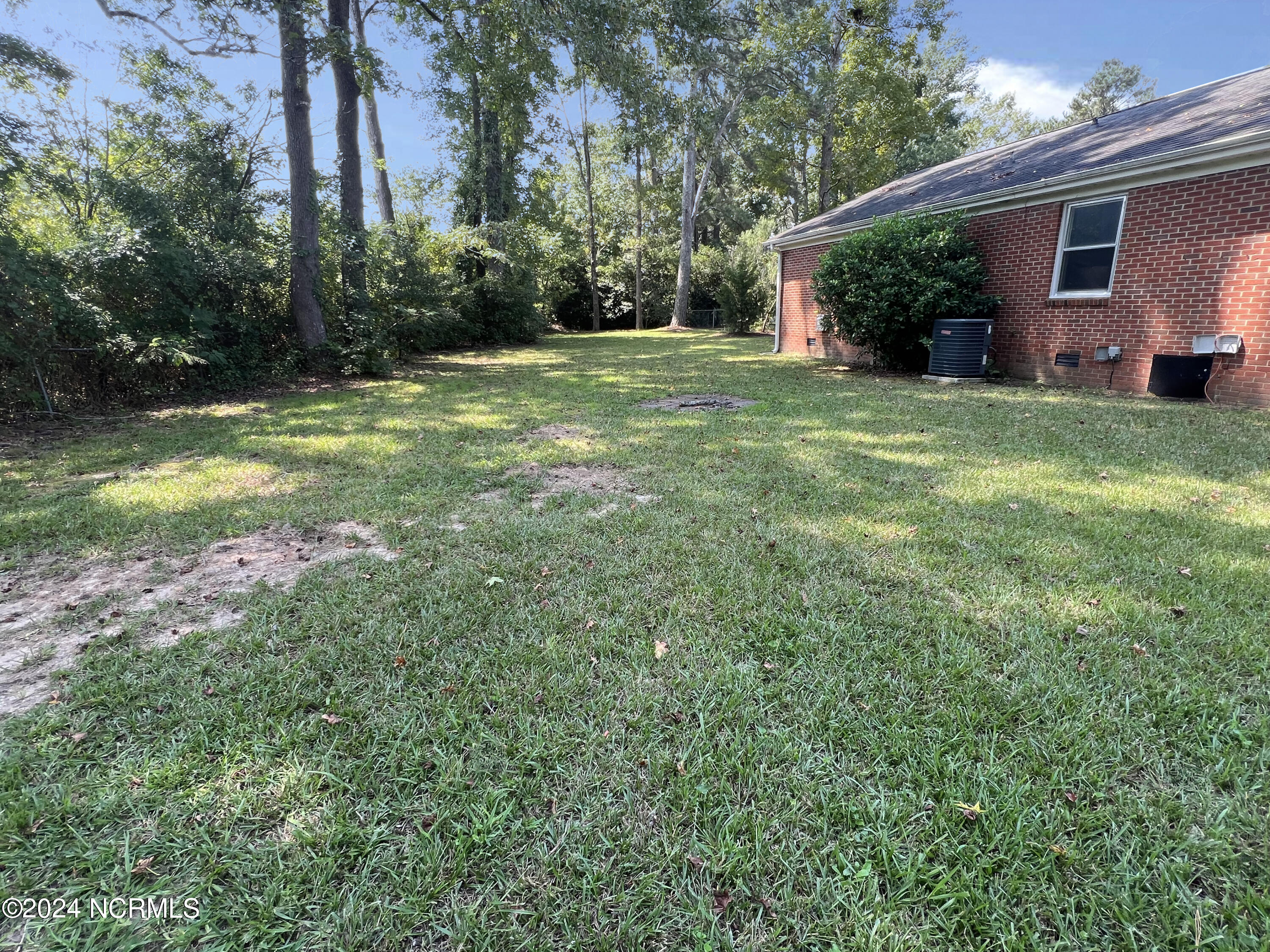 116 Christopher Drive Property Photo 4