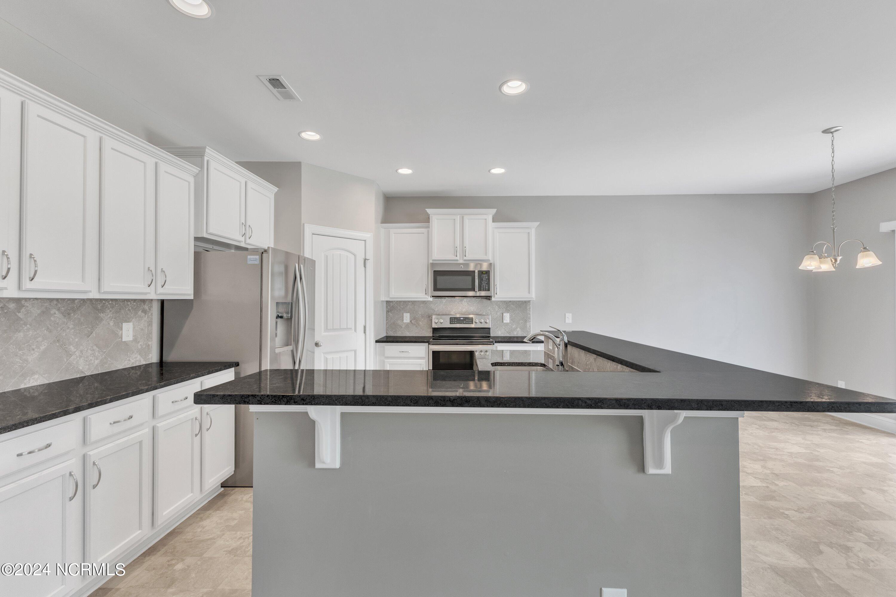22 Thimbleberry Circle Property Photo 16