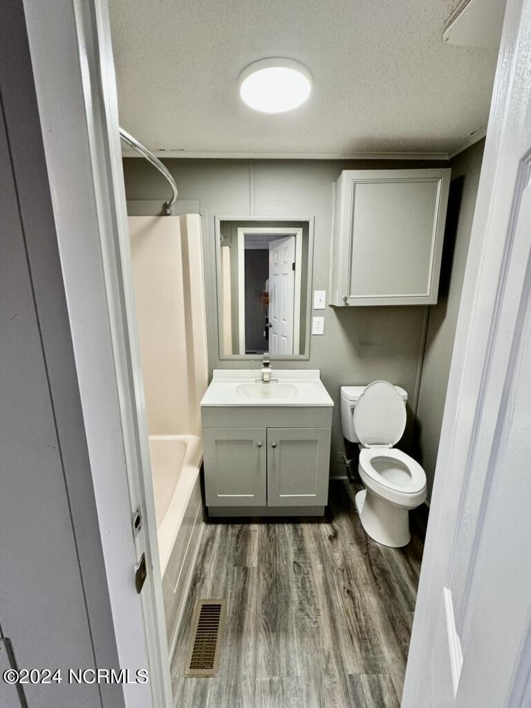 3601 Rose Road B Property Photo 8