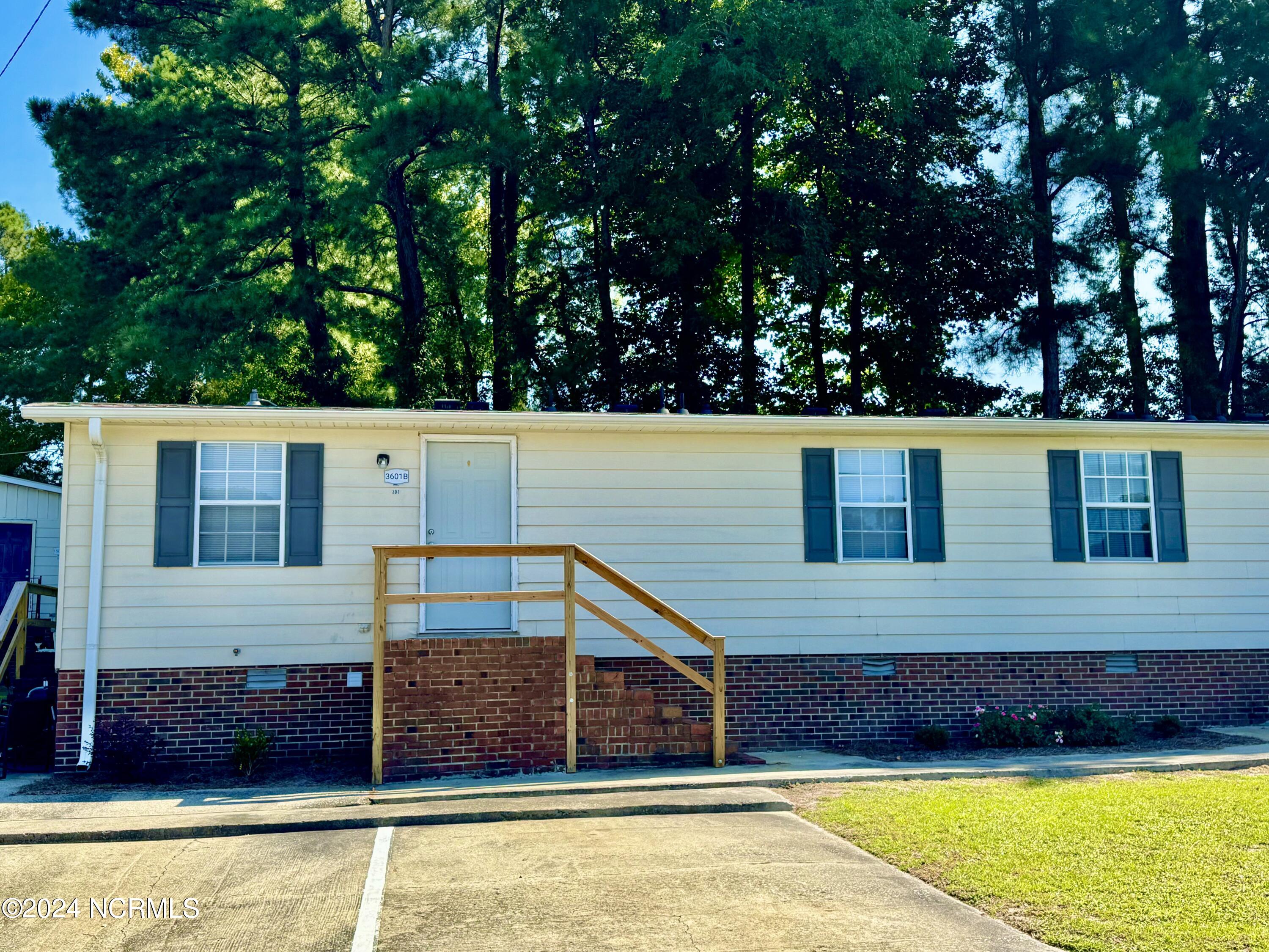 3601 Rose Road B Property Photo 1