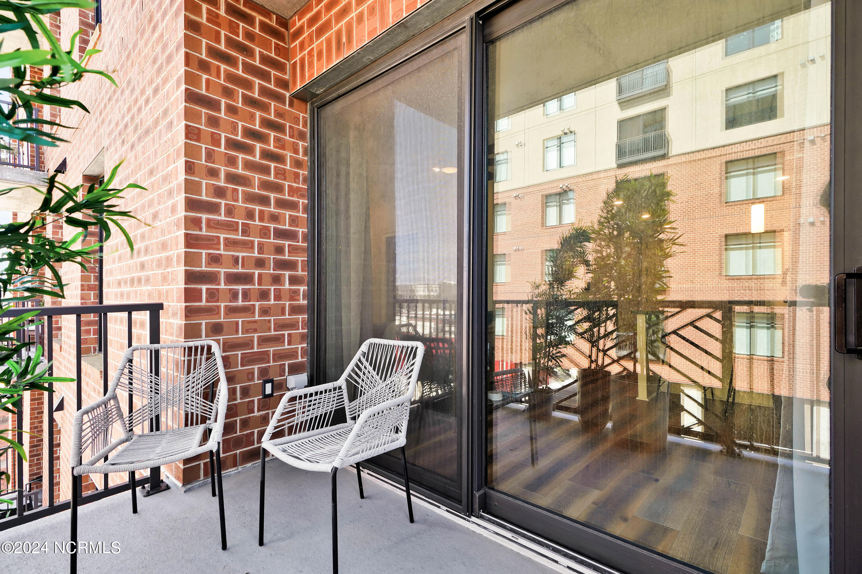 240 N Water Street Apt 853 Property Photo 18