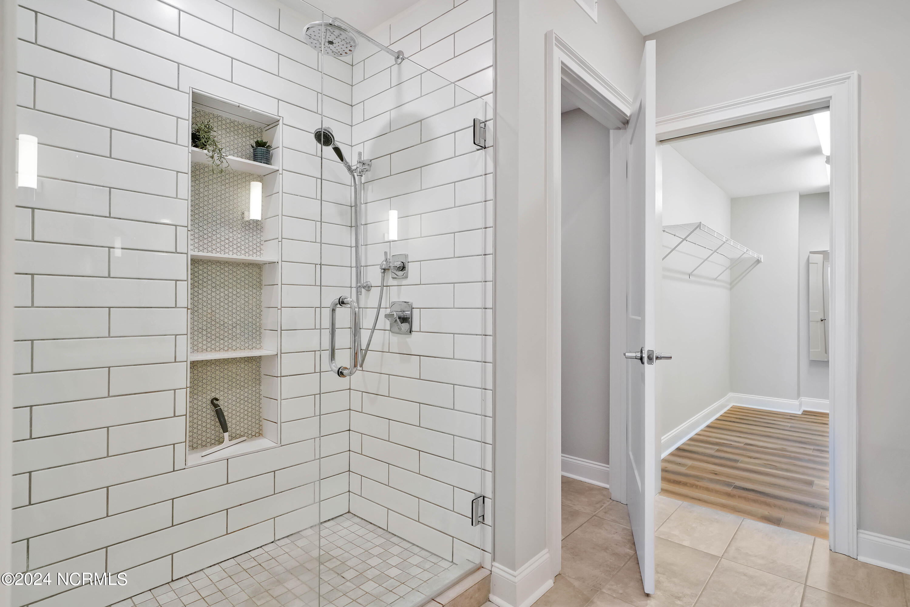 240 N Water Street Apt 853 Property Photo 28