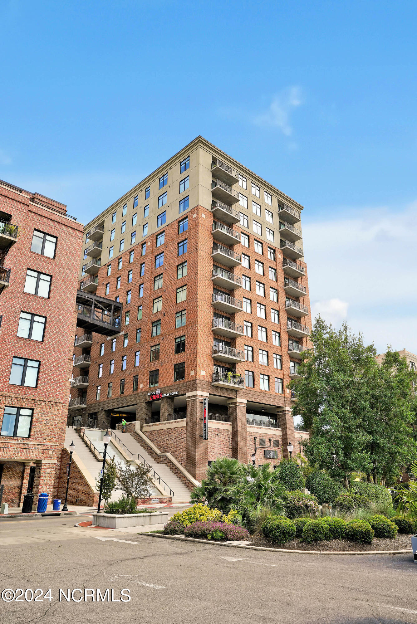 240 N Water Street Apt 853 Property Photo 62