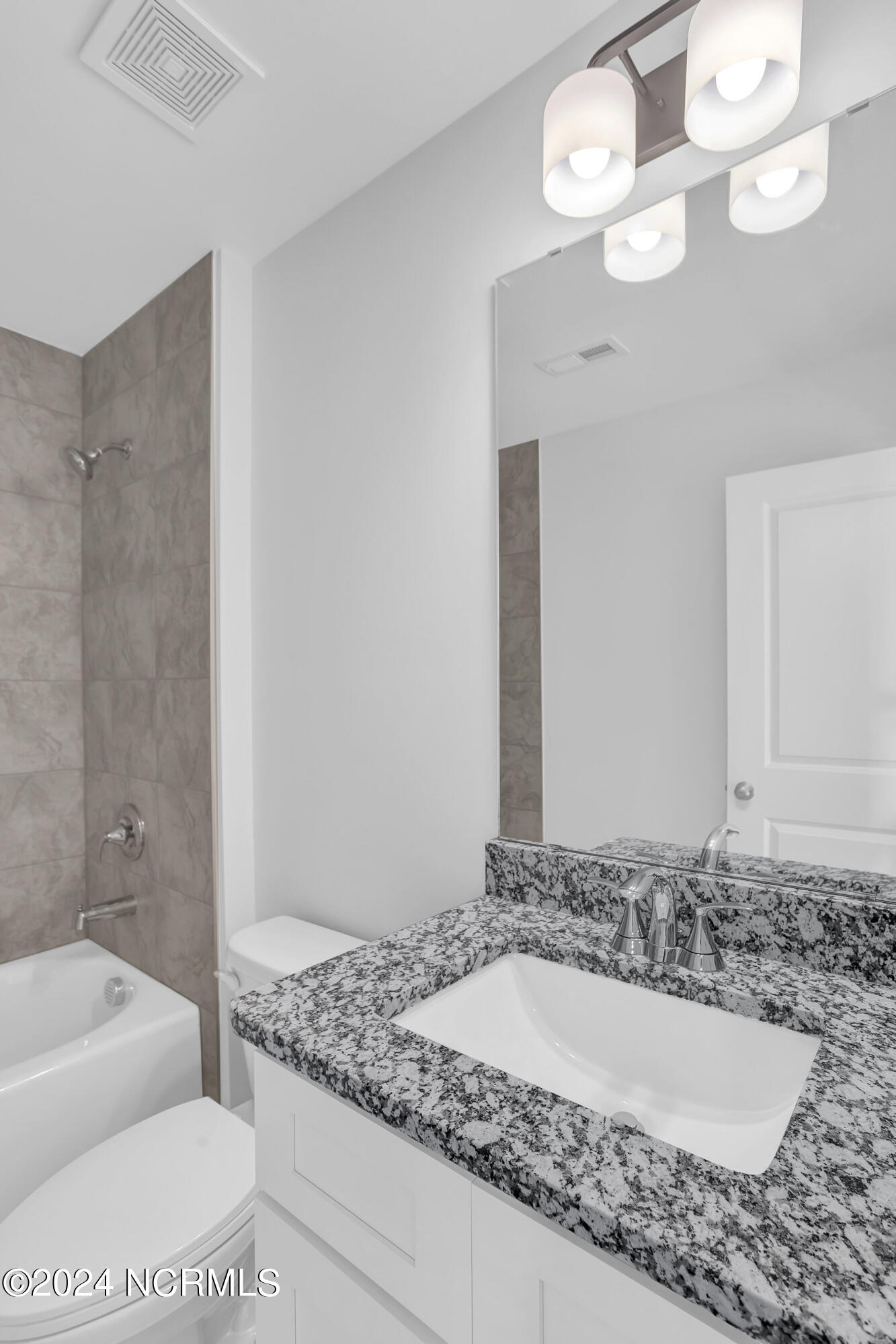 1314 Carlyle Lane Property Photo 15