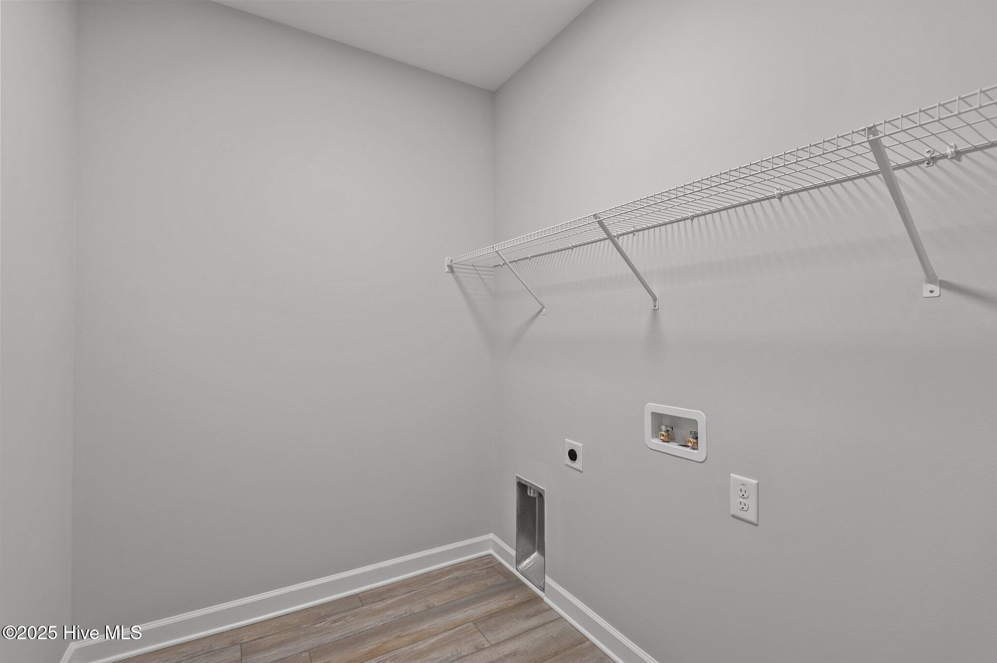 2885 Tucker Hill Drive Property Photo 11