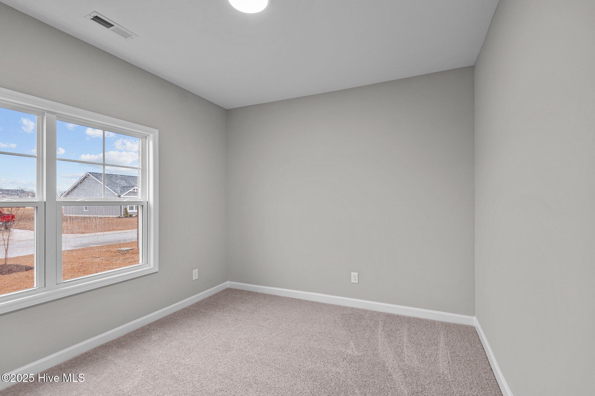 2844 Tucker Hill Drive Property Photo 3