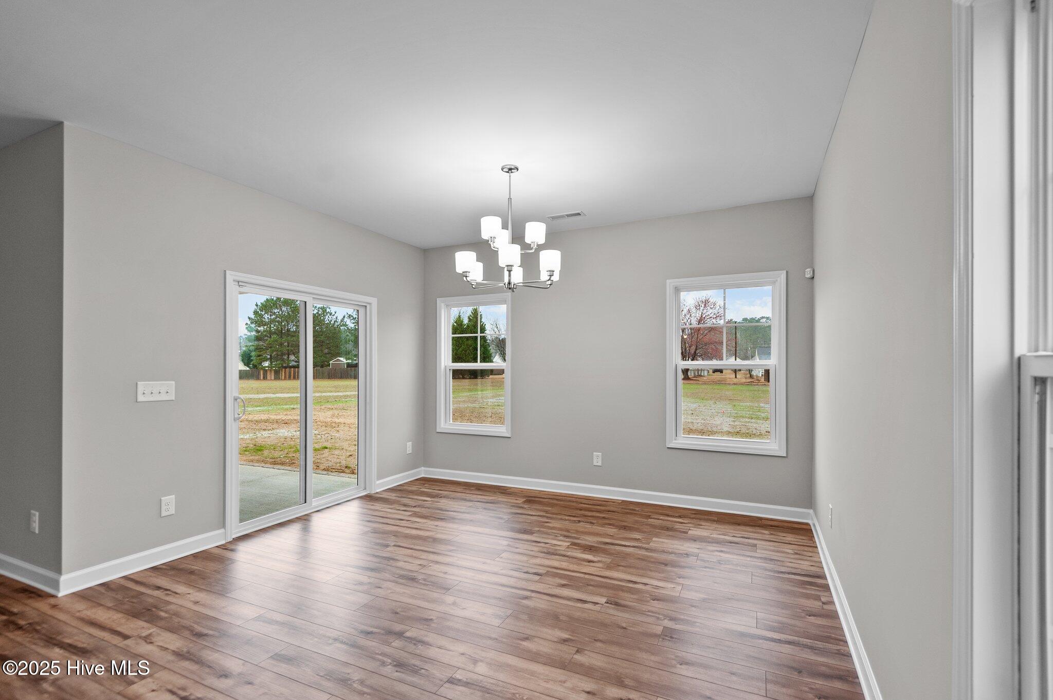 2844 Tucker Hill Drive Property Photo 15