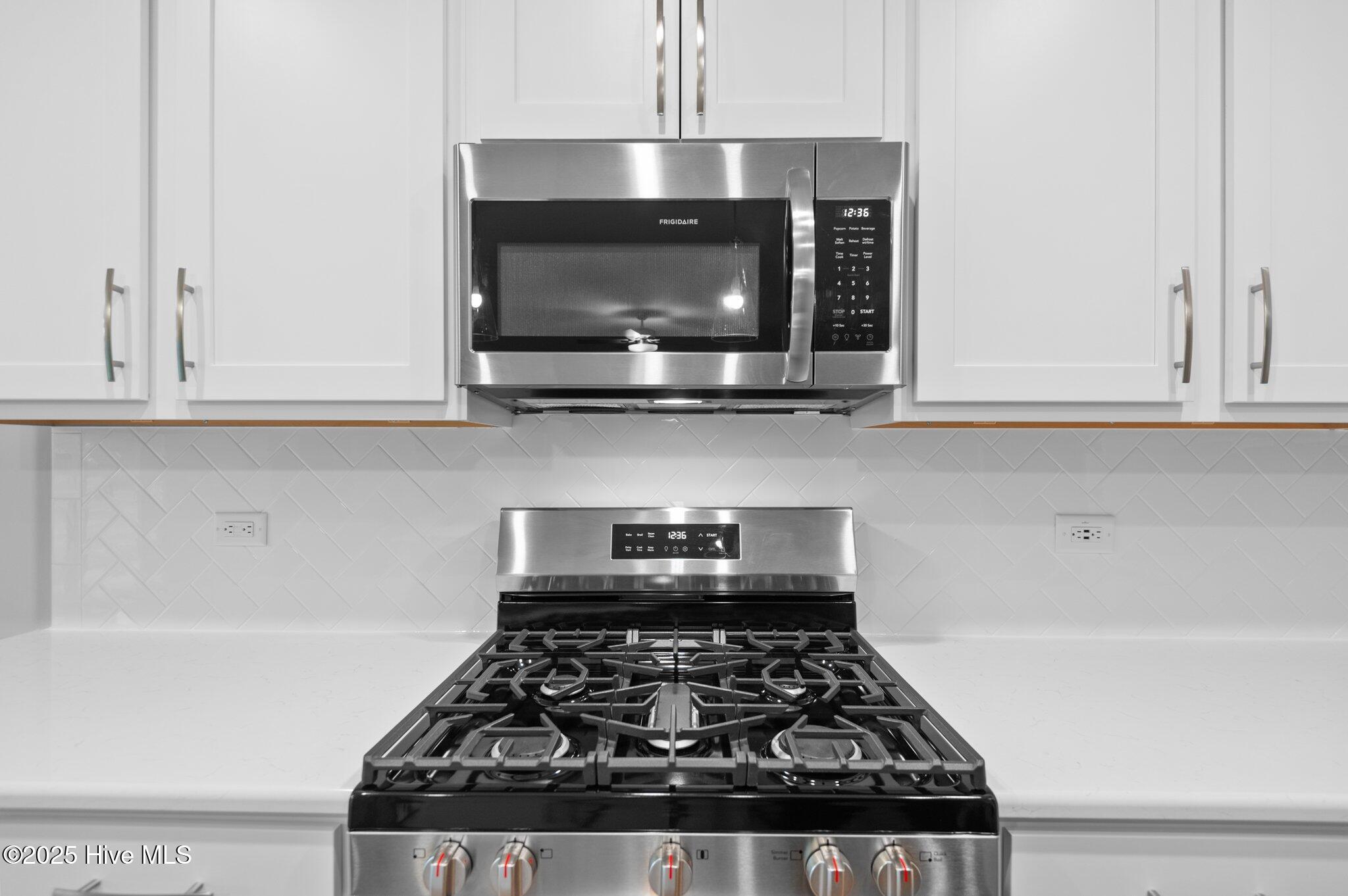 2844 Tucker Hill Drive Property Photo 20