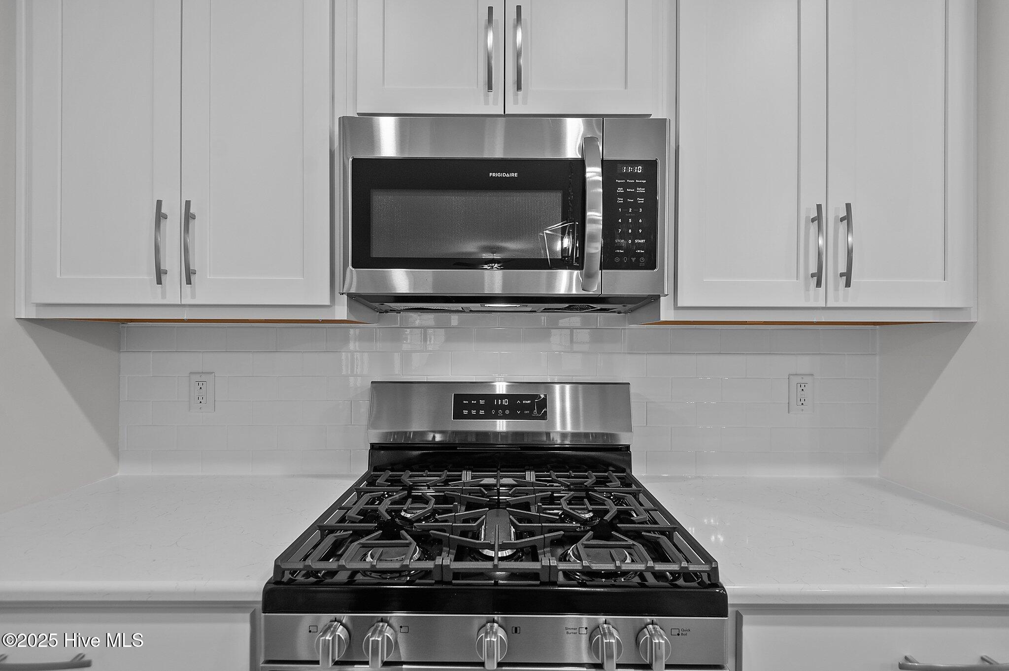 2833 Tucker Hill Drive Property Photo 15
