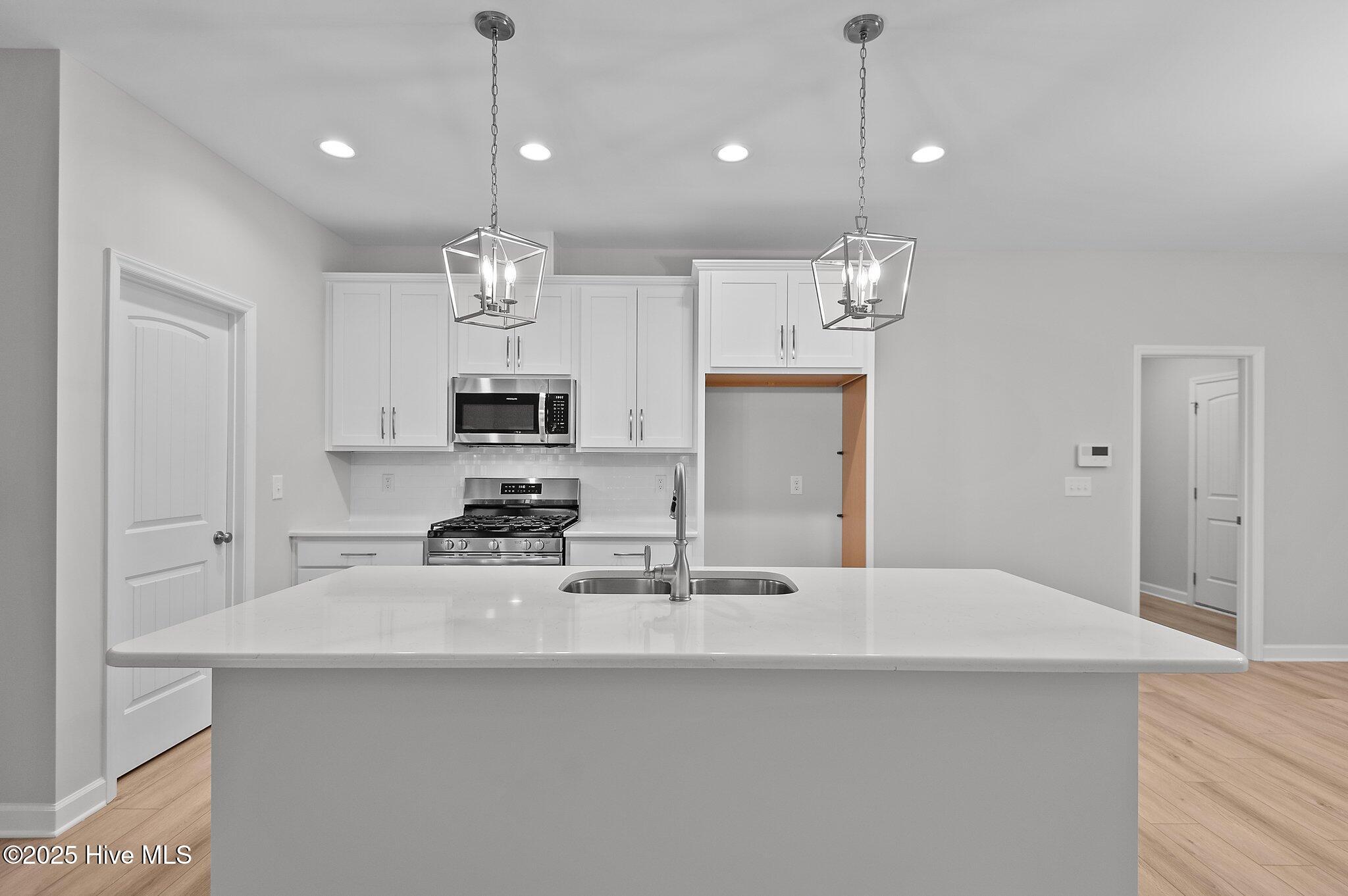 2833 Tucker Hill Drive Property Photo 16