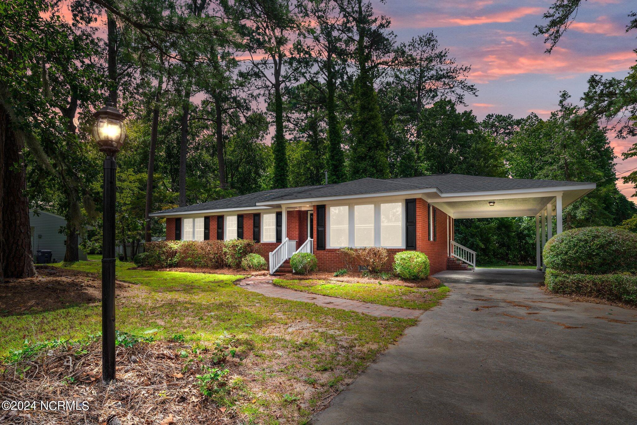 4862 River Road Property Photo 1