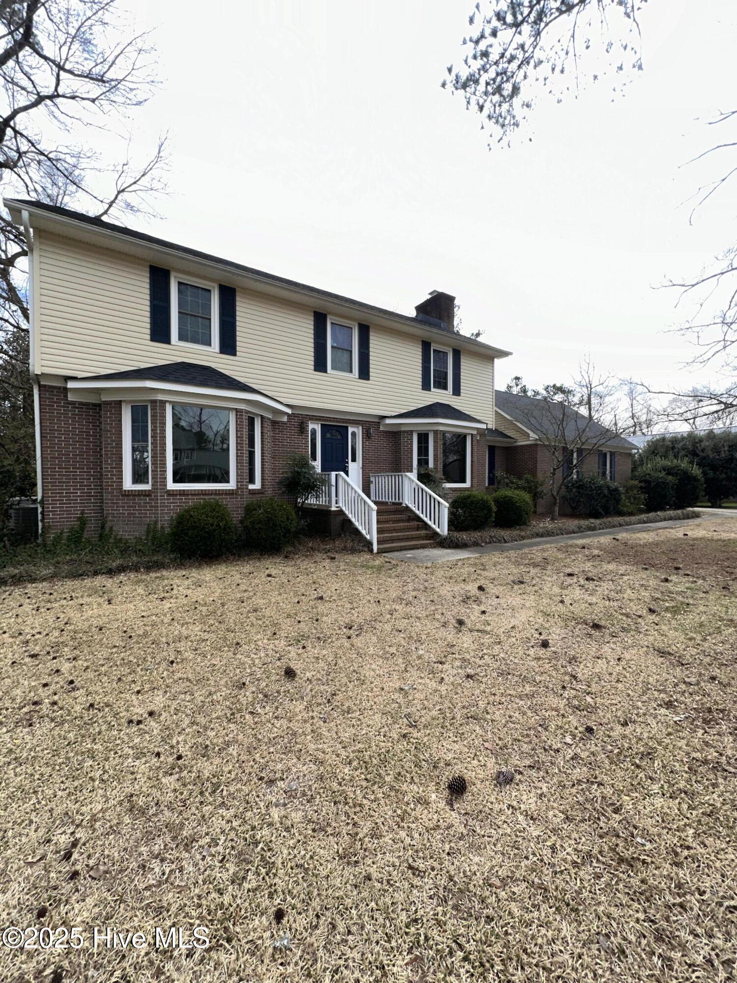 128 Kemberly Court Property Photo 1