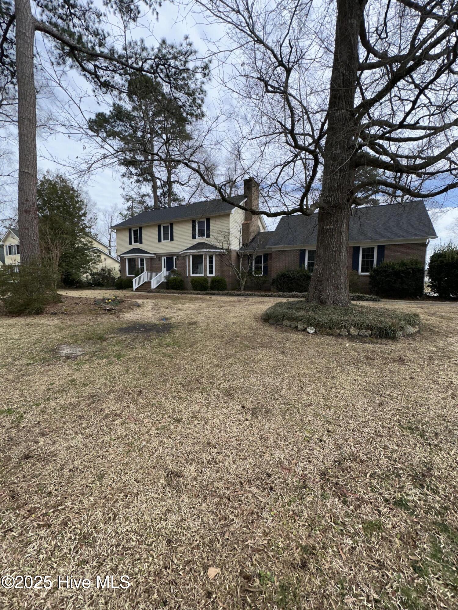 128 Kemberly Court Property Photo 2