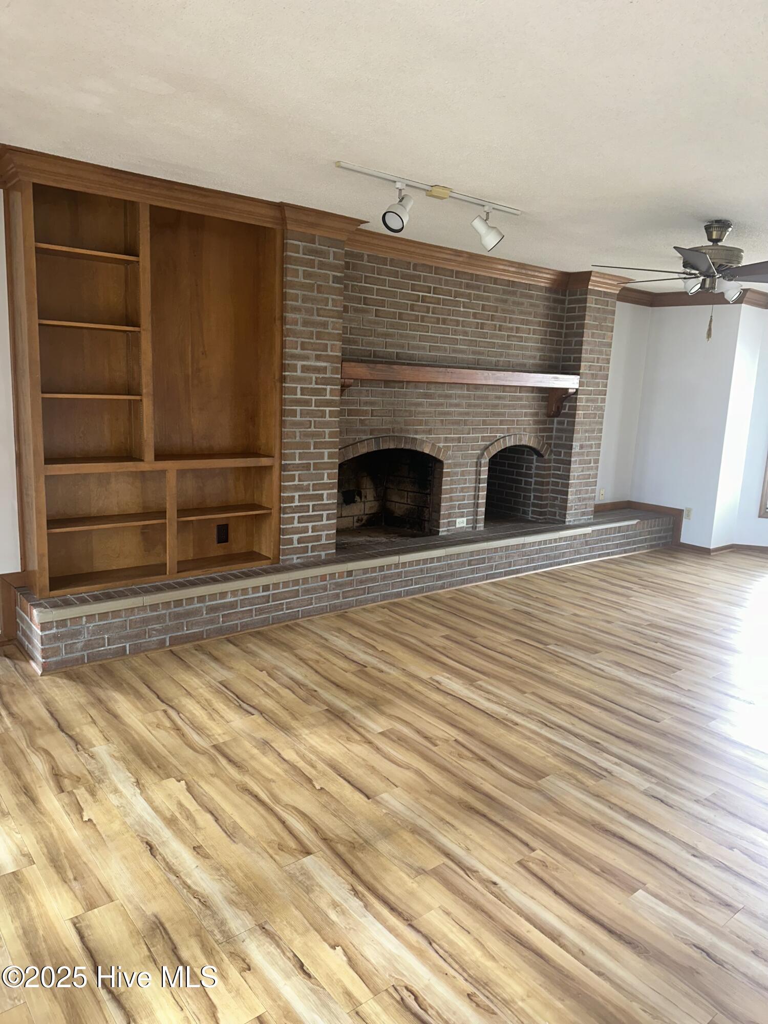 128 Kemberly Court Property Photo 8