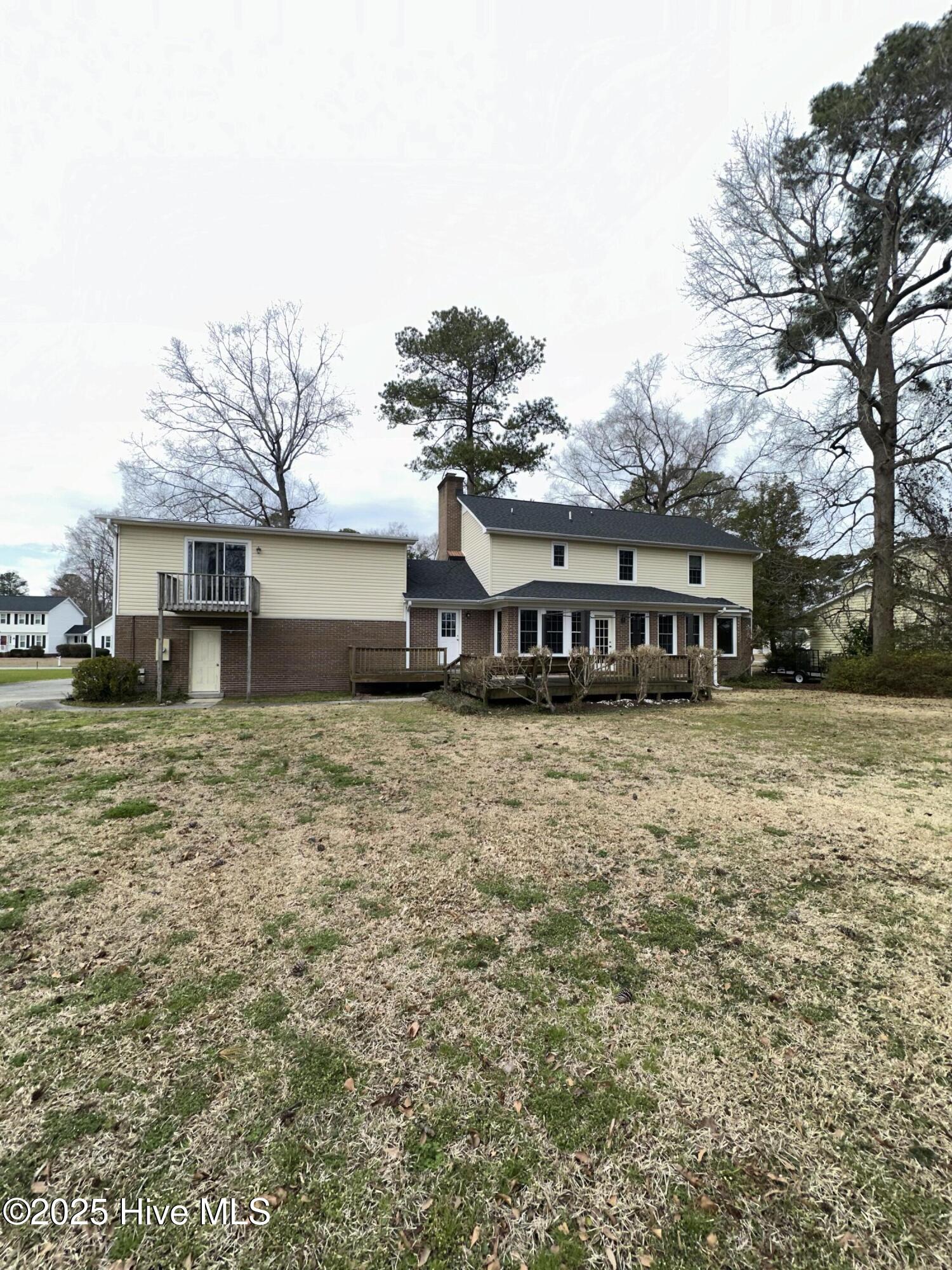 128 Kemberly Court Property Photo 16