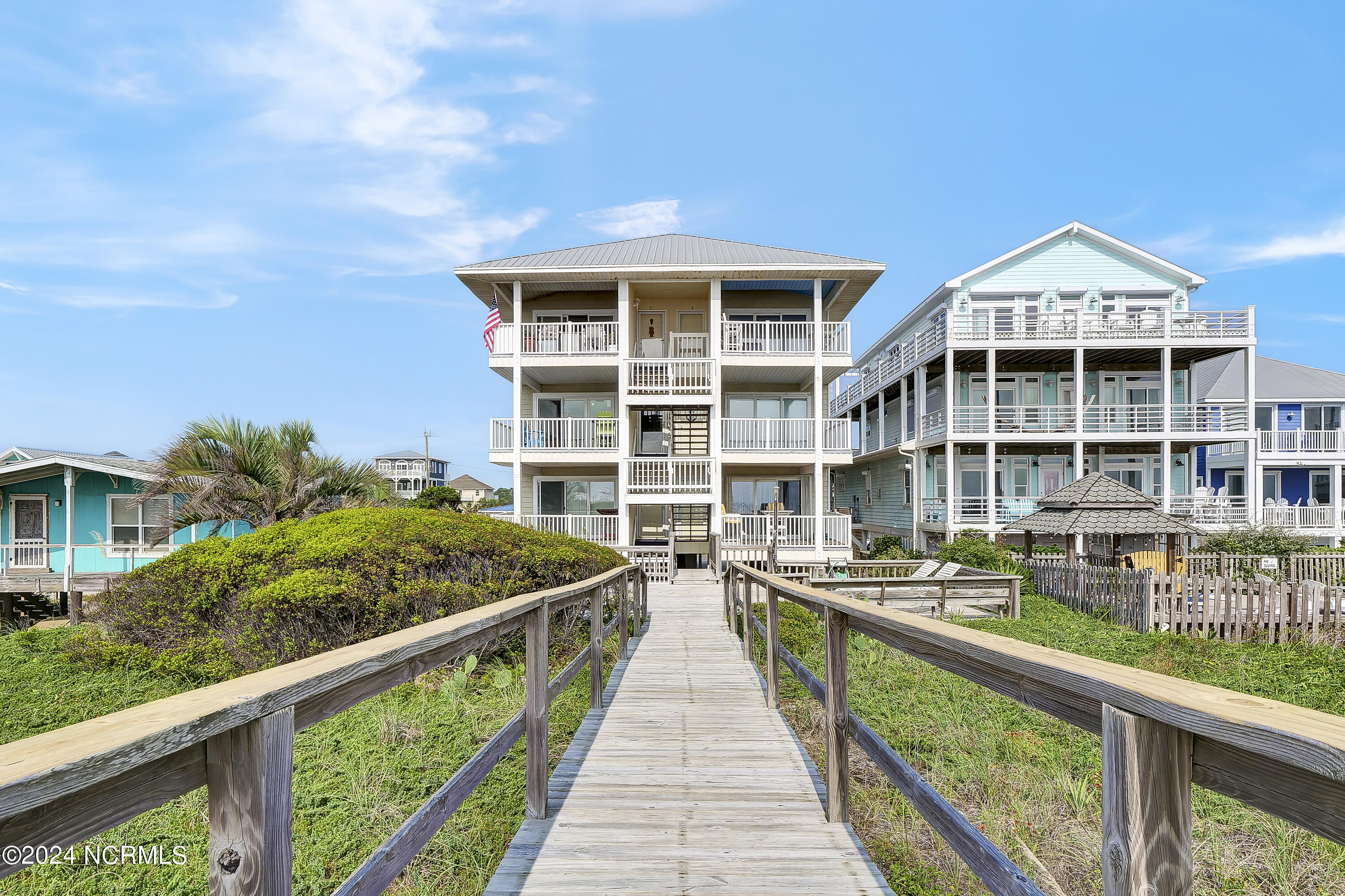 1202 Carolina Beach Avenue Property Photo 1