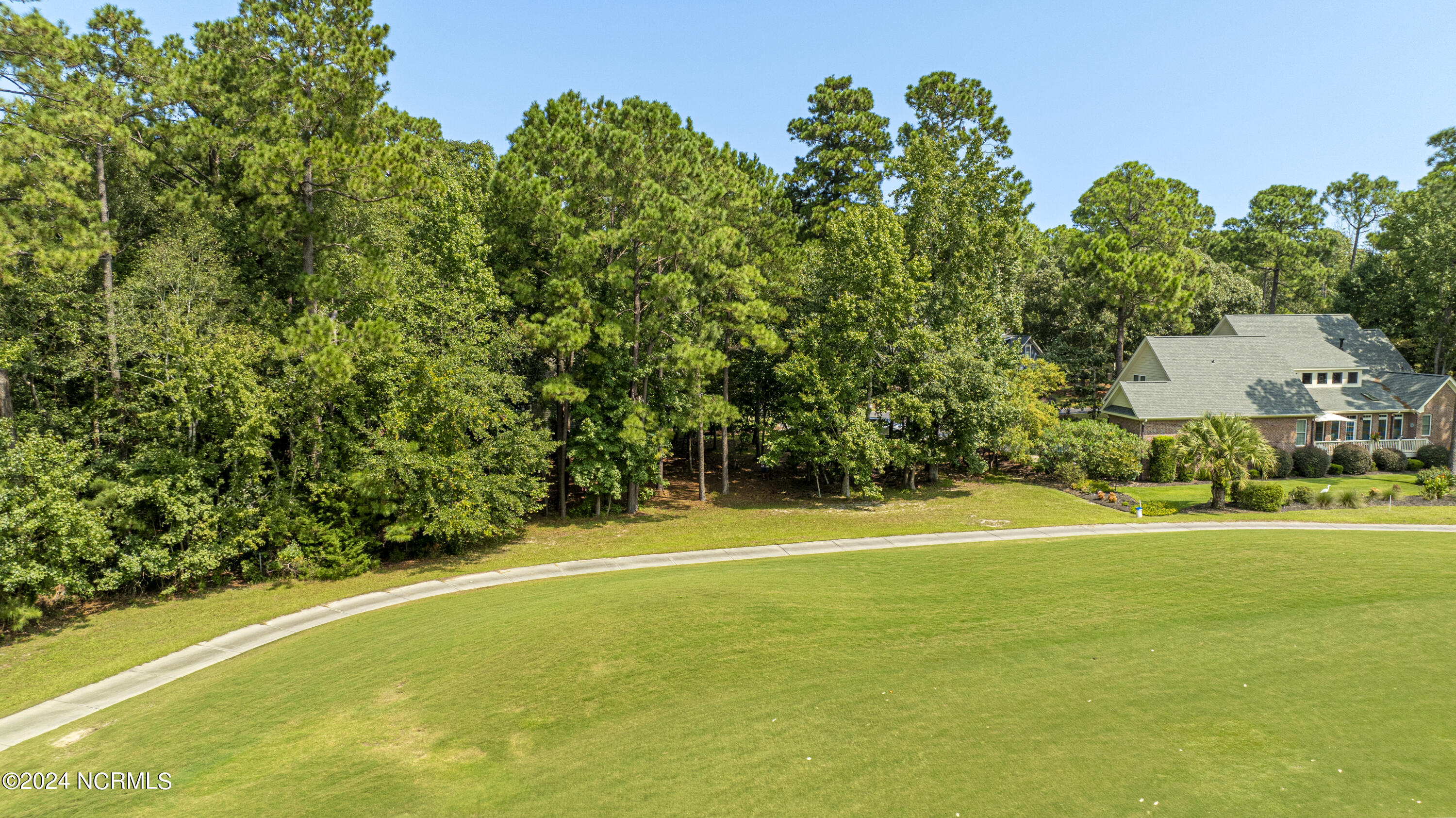 1631 Silverwood Court Property Photo 23