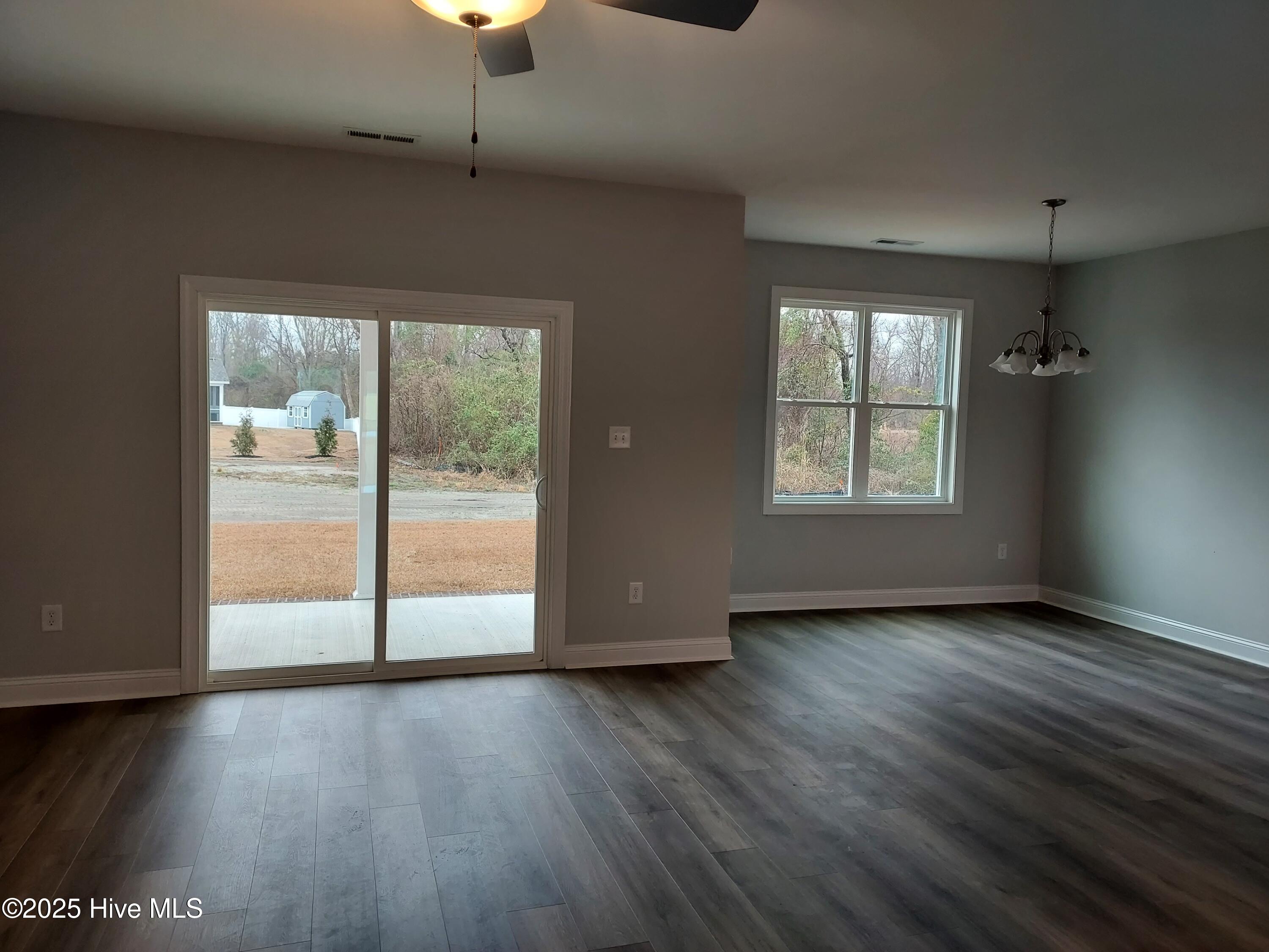 650 Bright Harvest Drive Property Photo 7