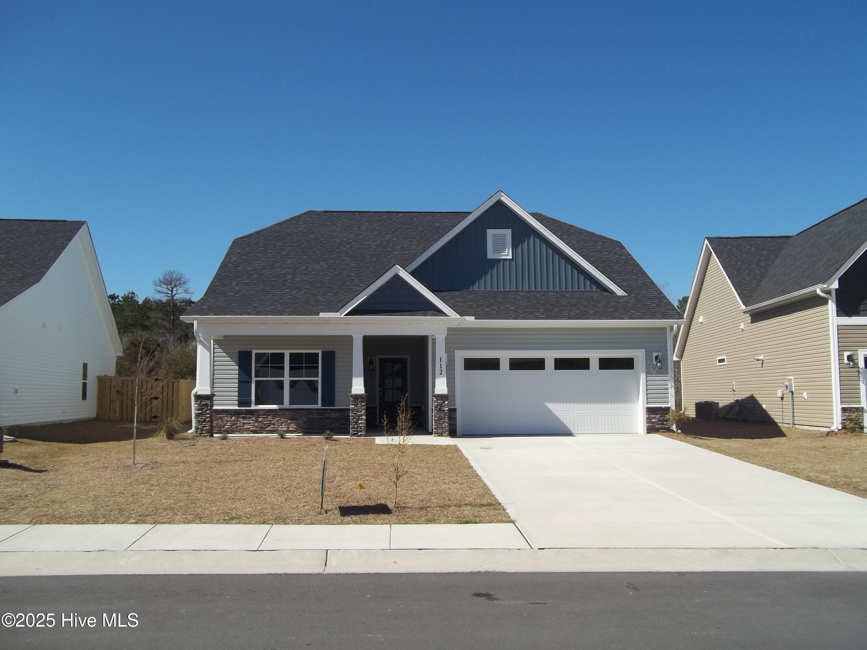 112 Paver Lane Property Photo 2