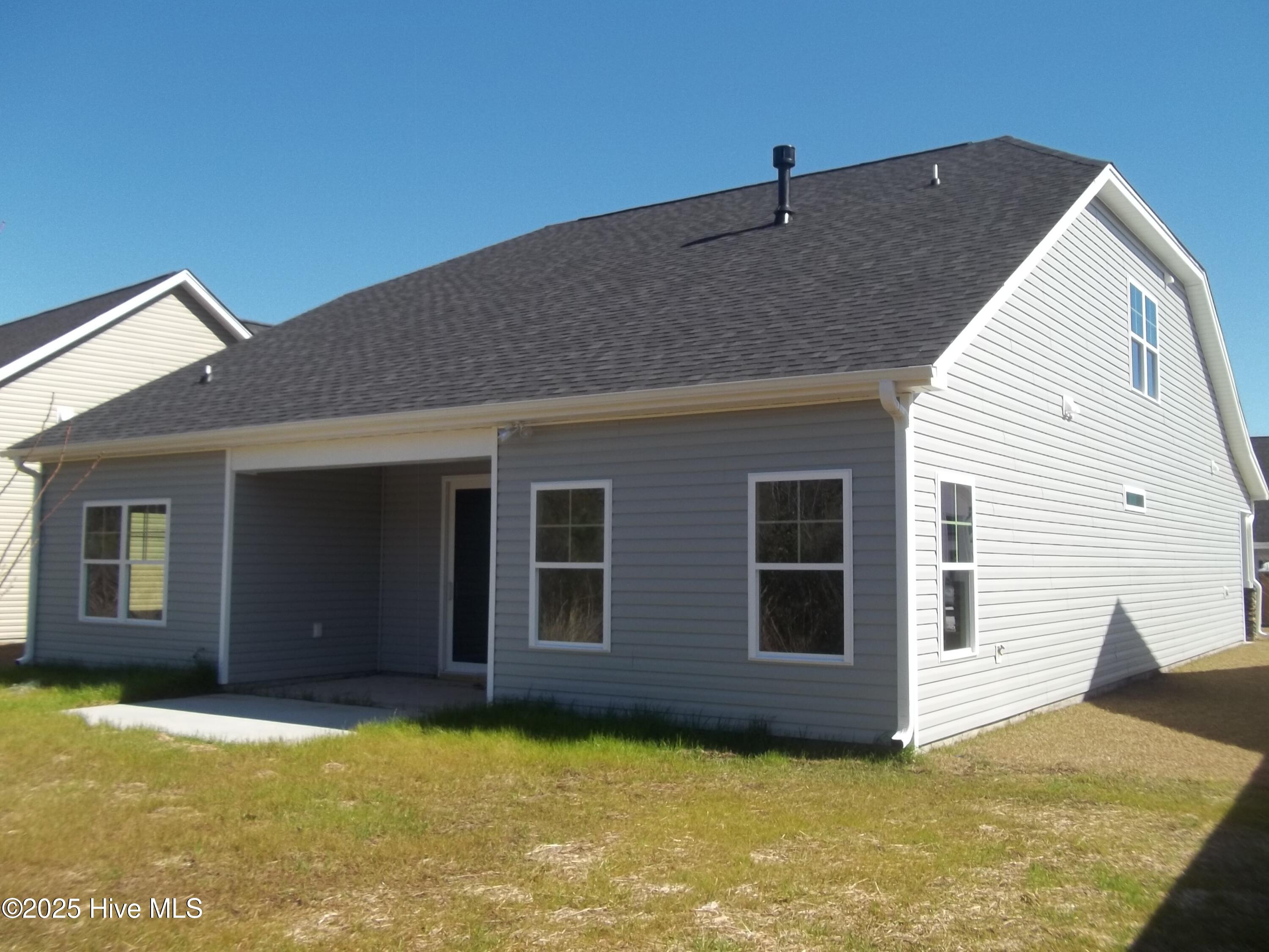 112 Paver Lane Property Photo 6