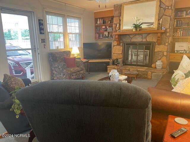 612 David Street Property Photo 5