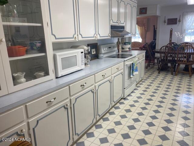612 David Street Property Photo 6