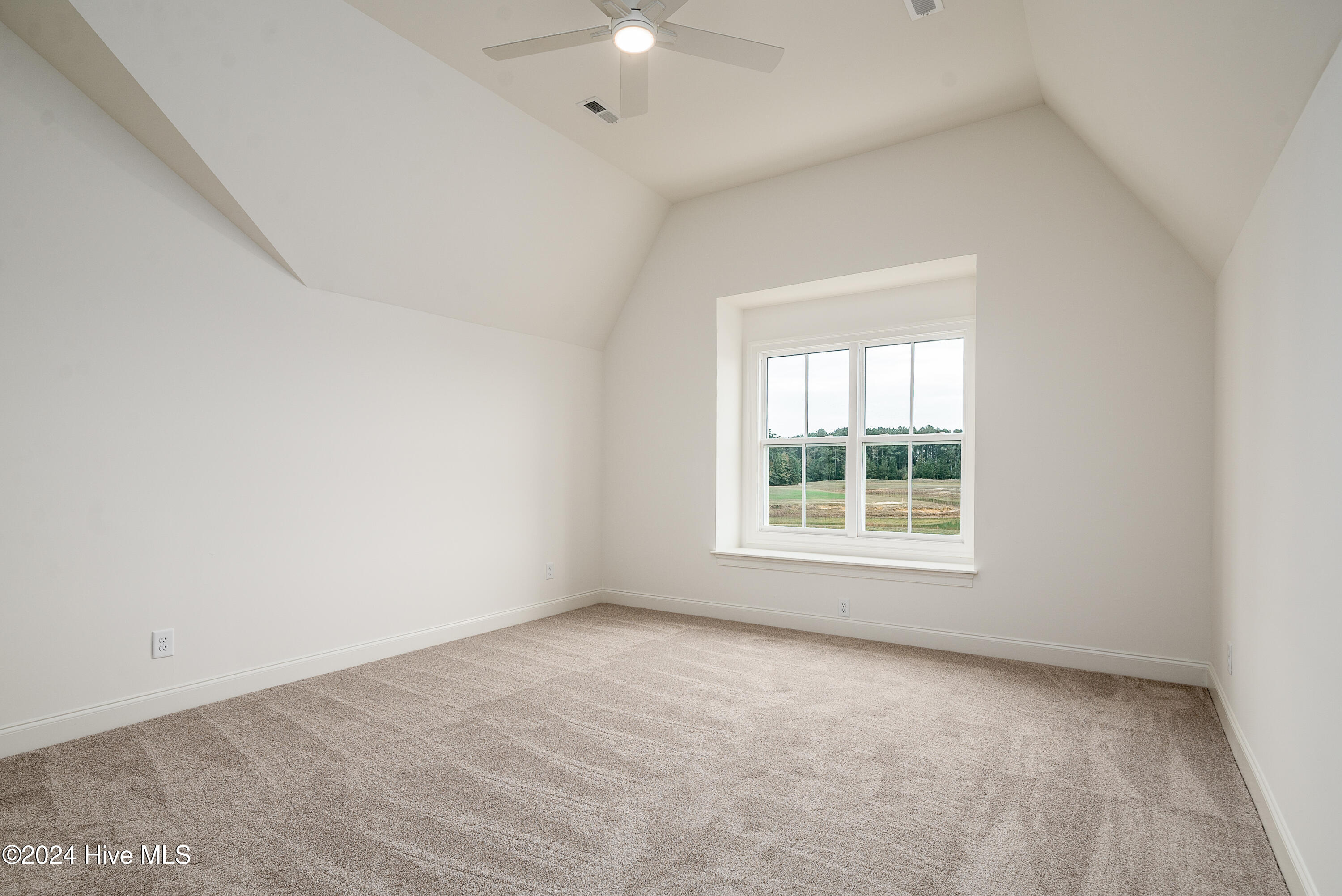 46 Pine Tree Point Property Photo 36