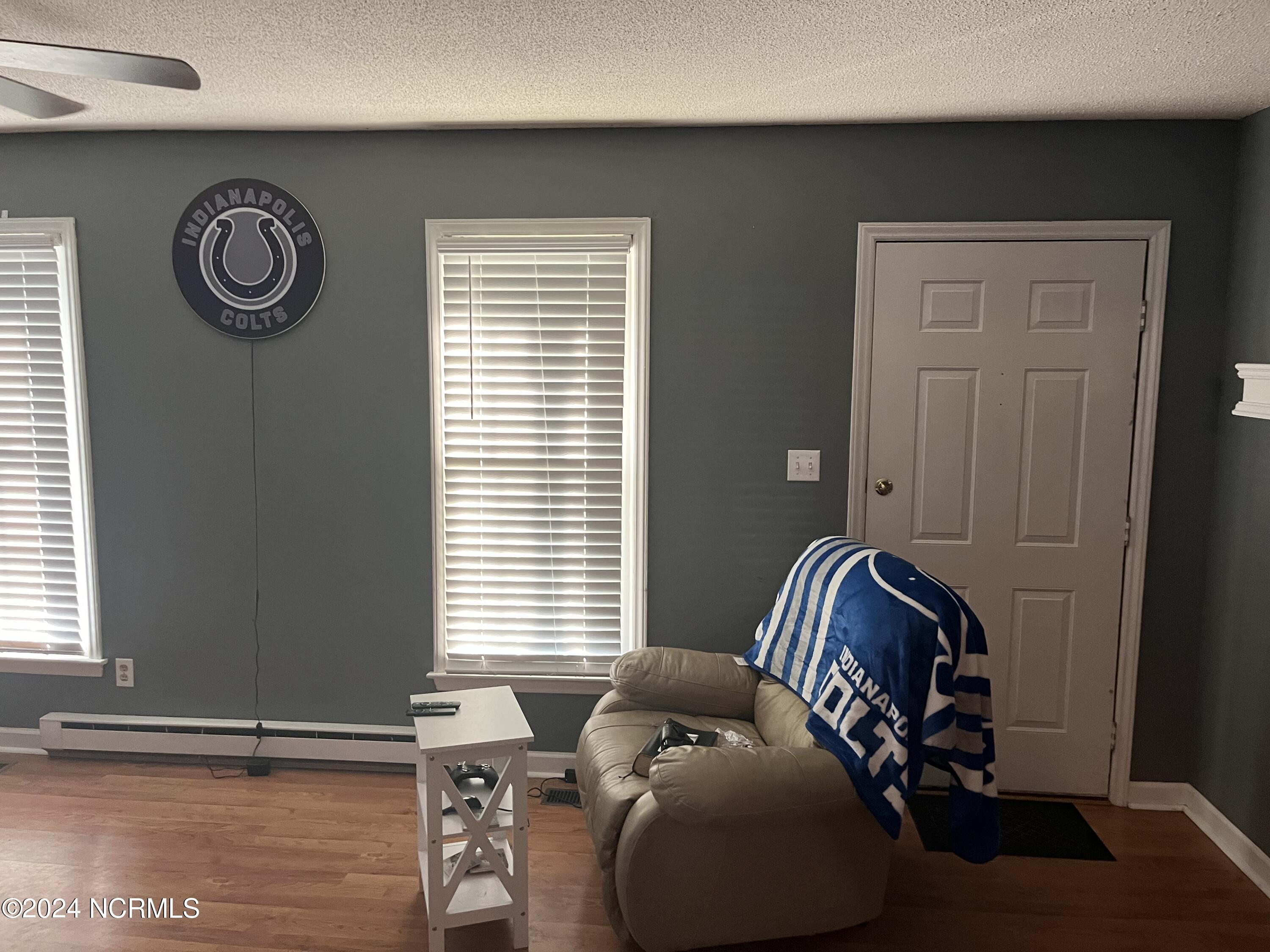 3863 Robin Road Property Photo 7
