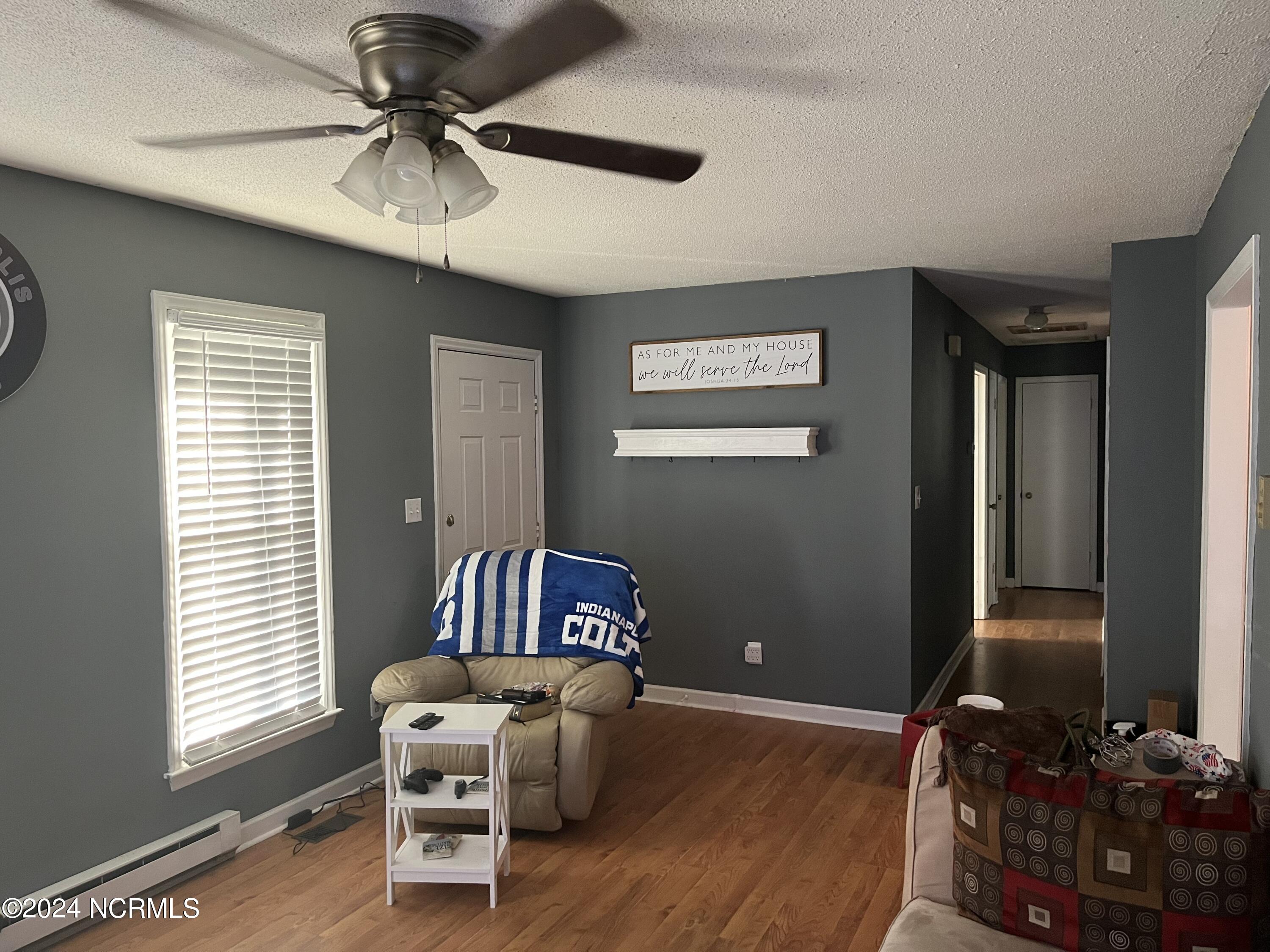 3863 Robin Road Property Photo 9