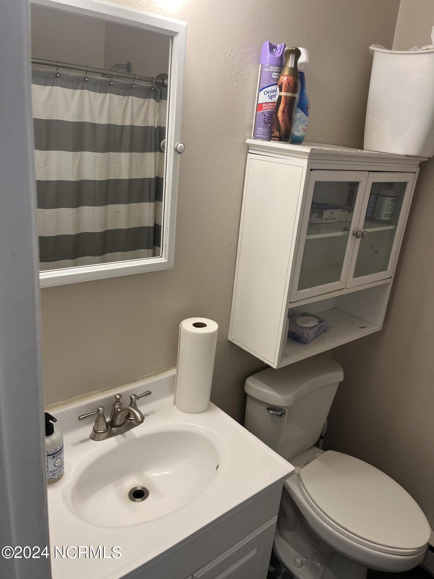 3863 Robin Road Property Photo 18