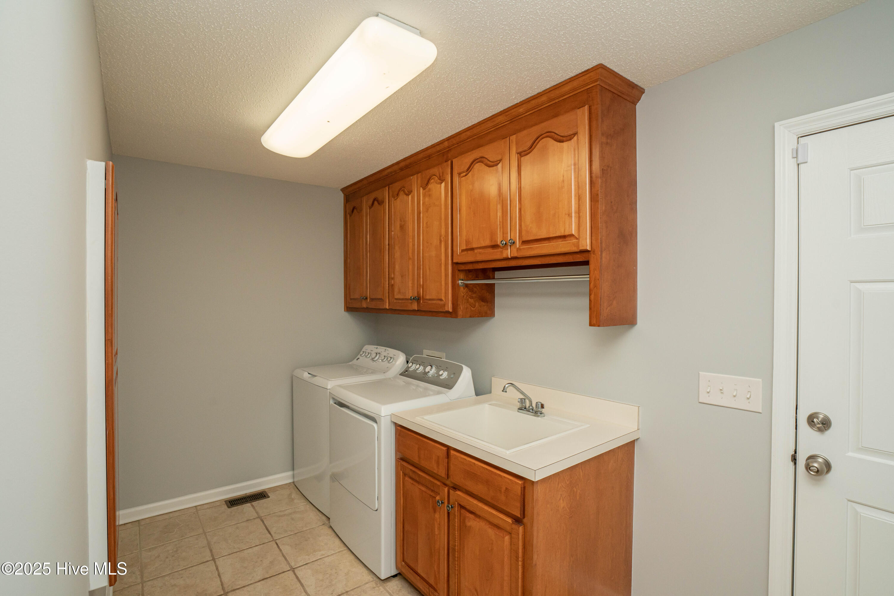 611 Eastwood Park Road Property Photo 32