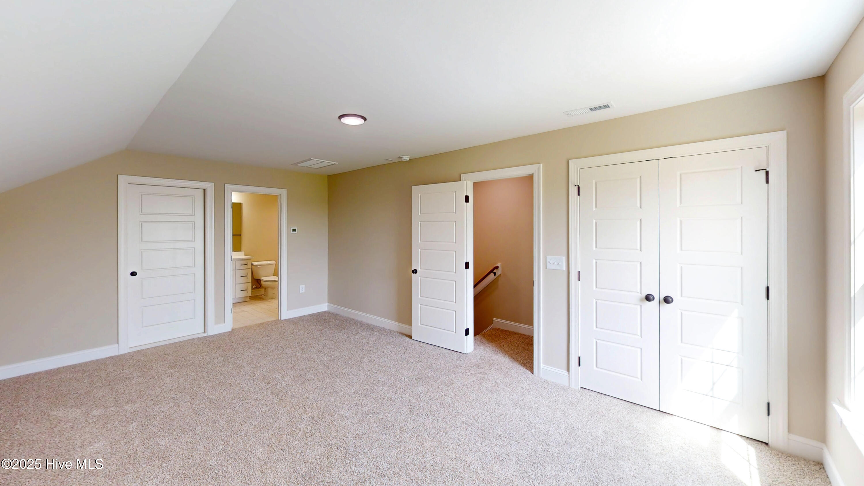106 Chester Place Property Photo 30