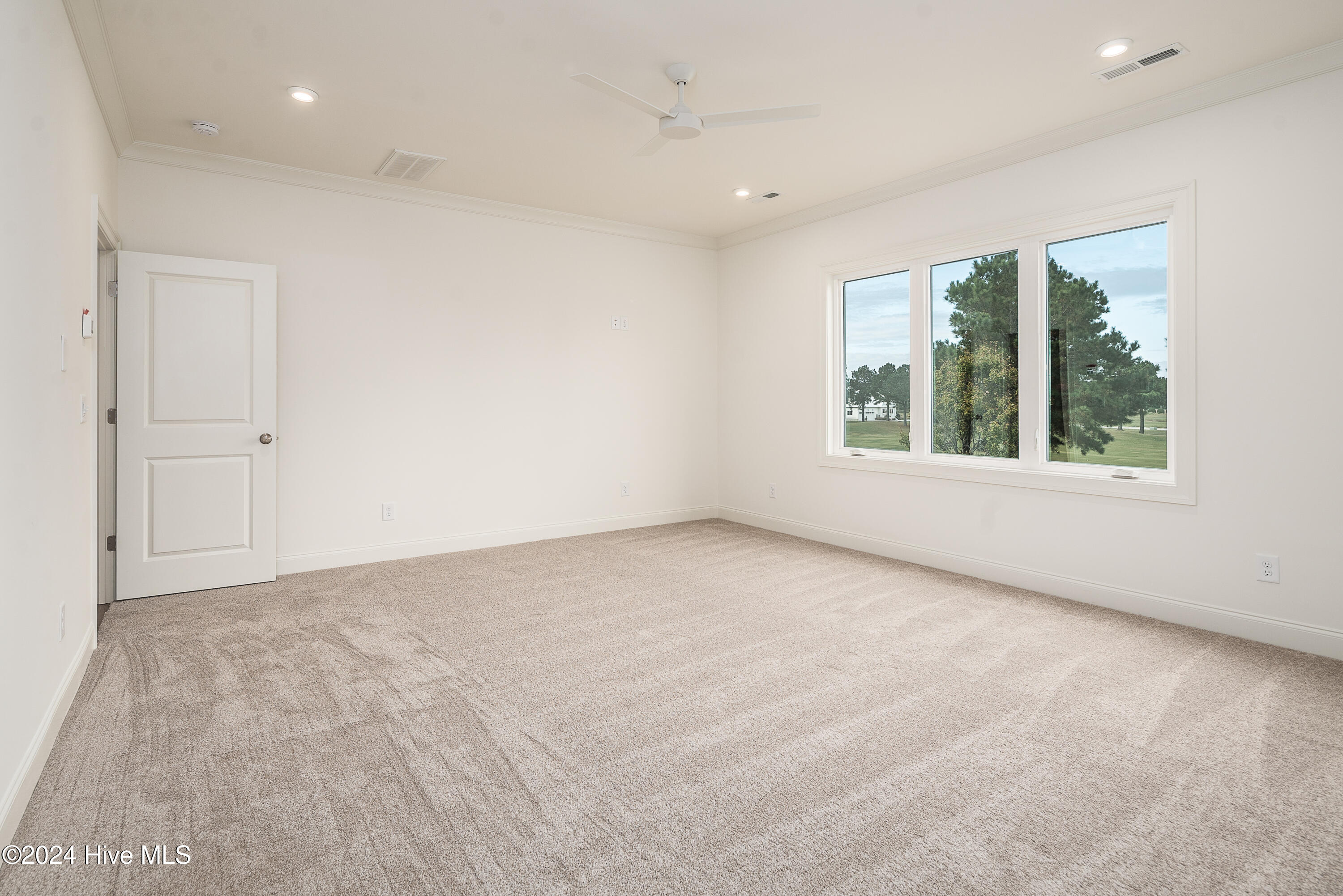 76 Pine Tree Point Property Photo 22