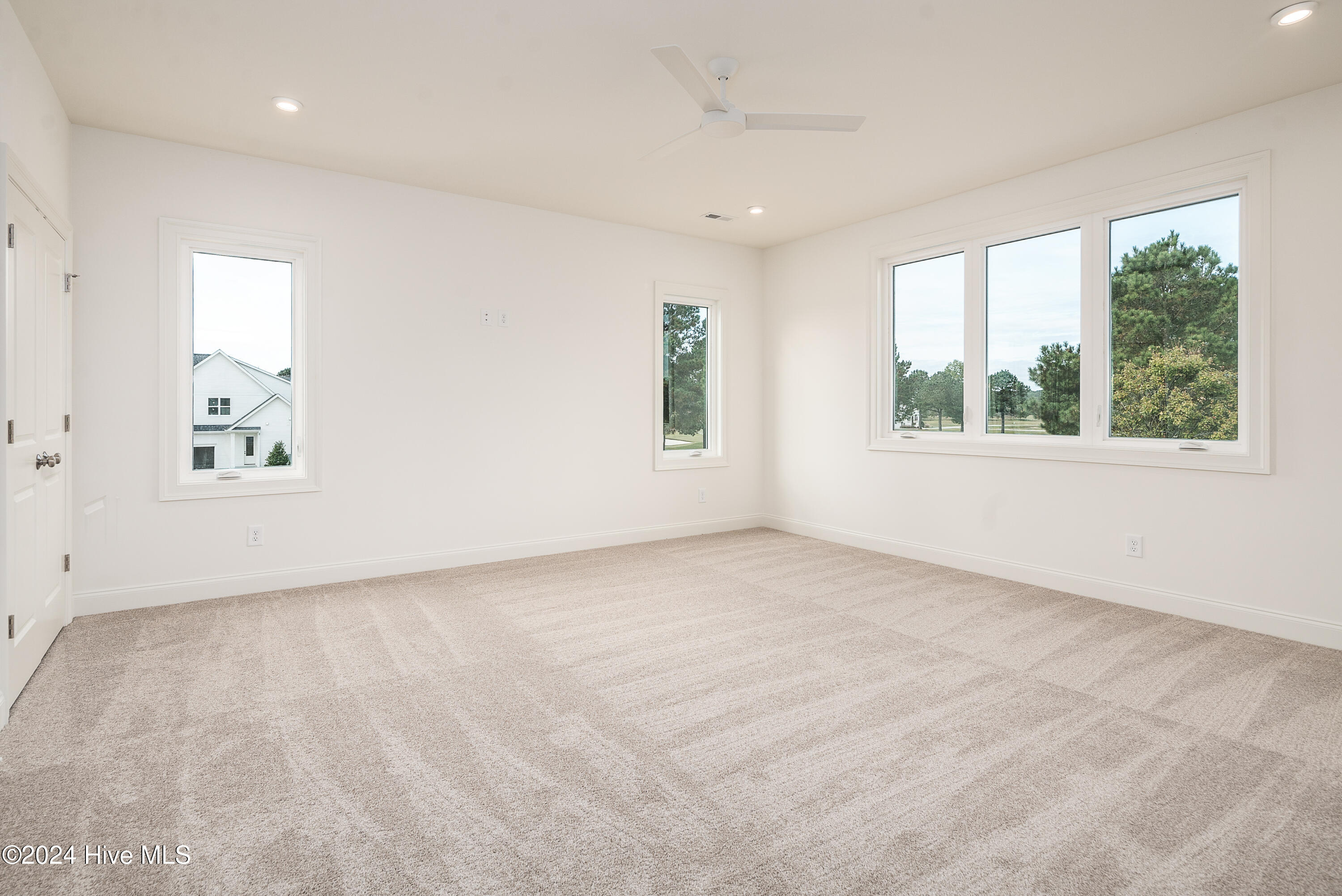 76 Pine Tree Point Property Photo 30