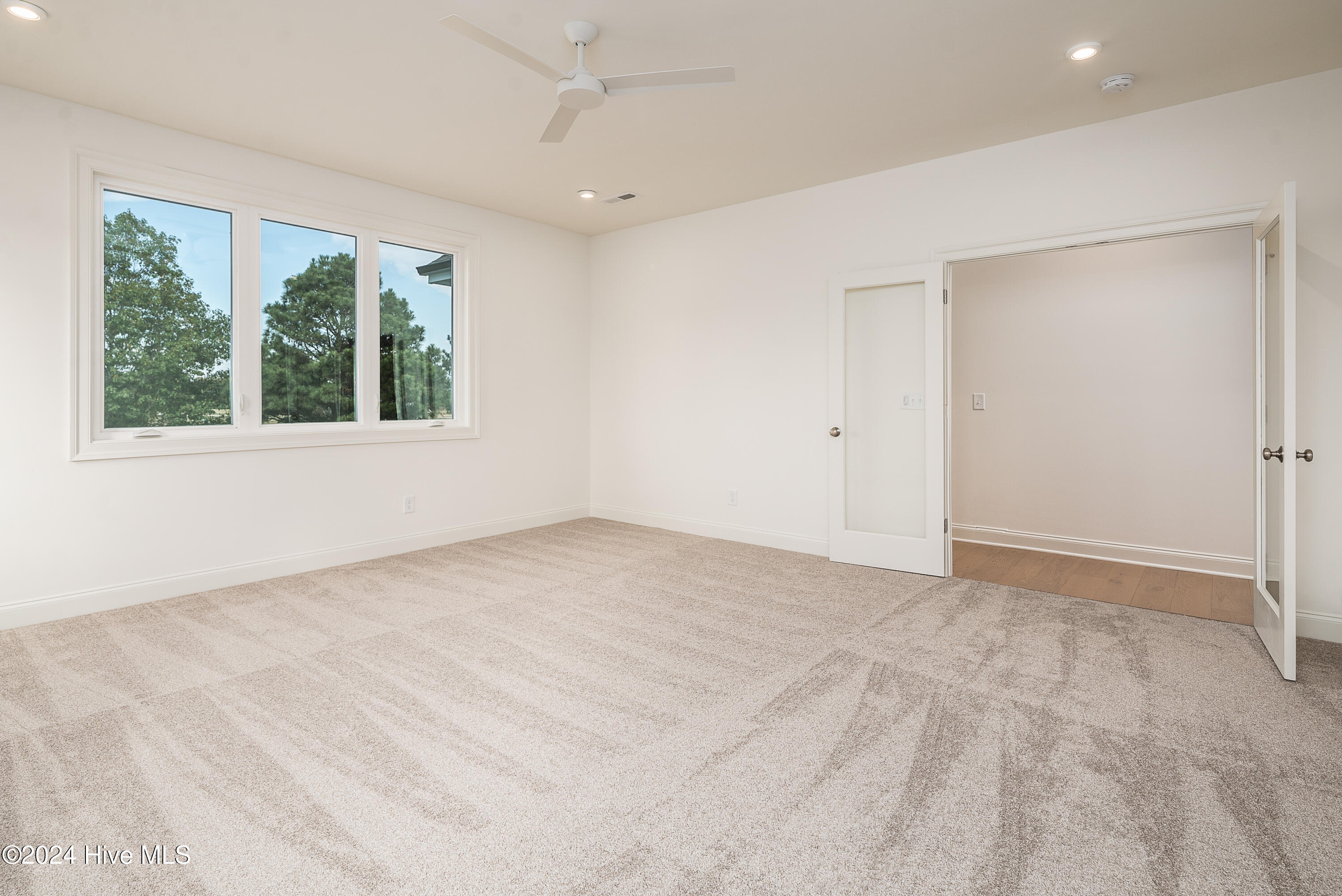 76 Pine Tree Point Property Photo 32