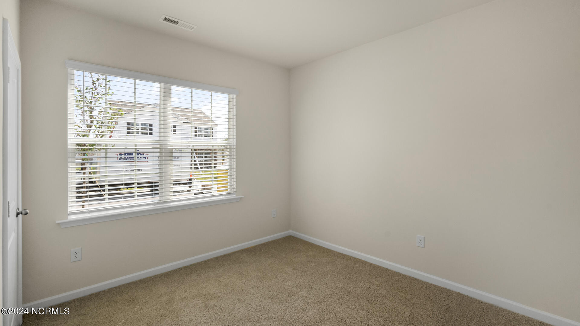 970 Ocean Court Property Photo 6