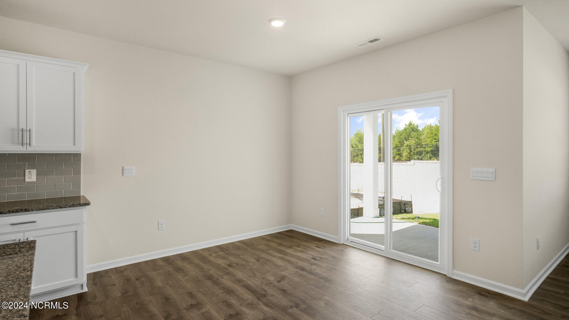 970 Ocean Court Property Photo 12