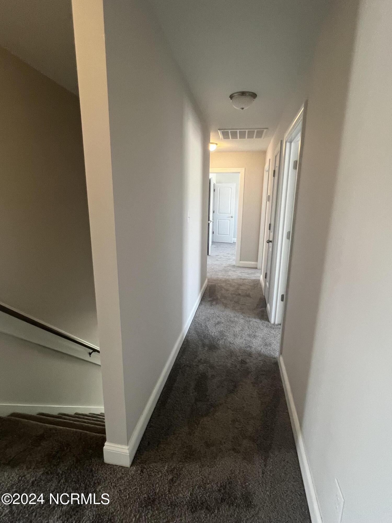 2757 Chalet Circle Property Photo 12