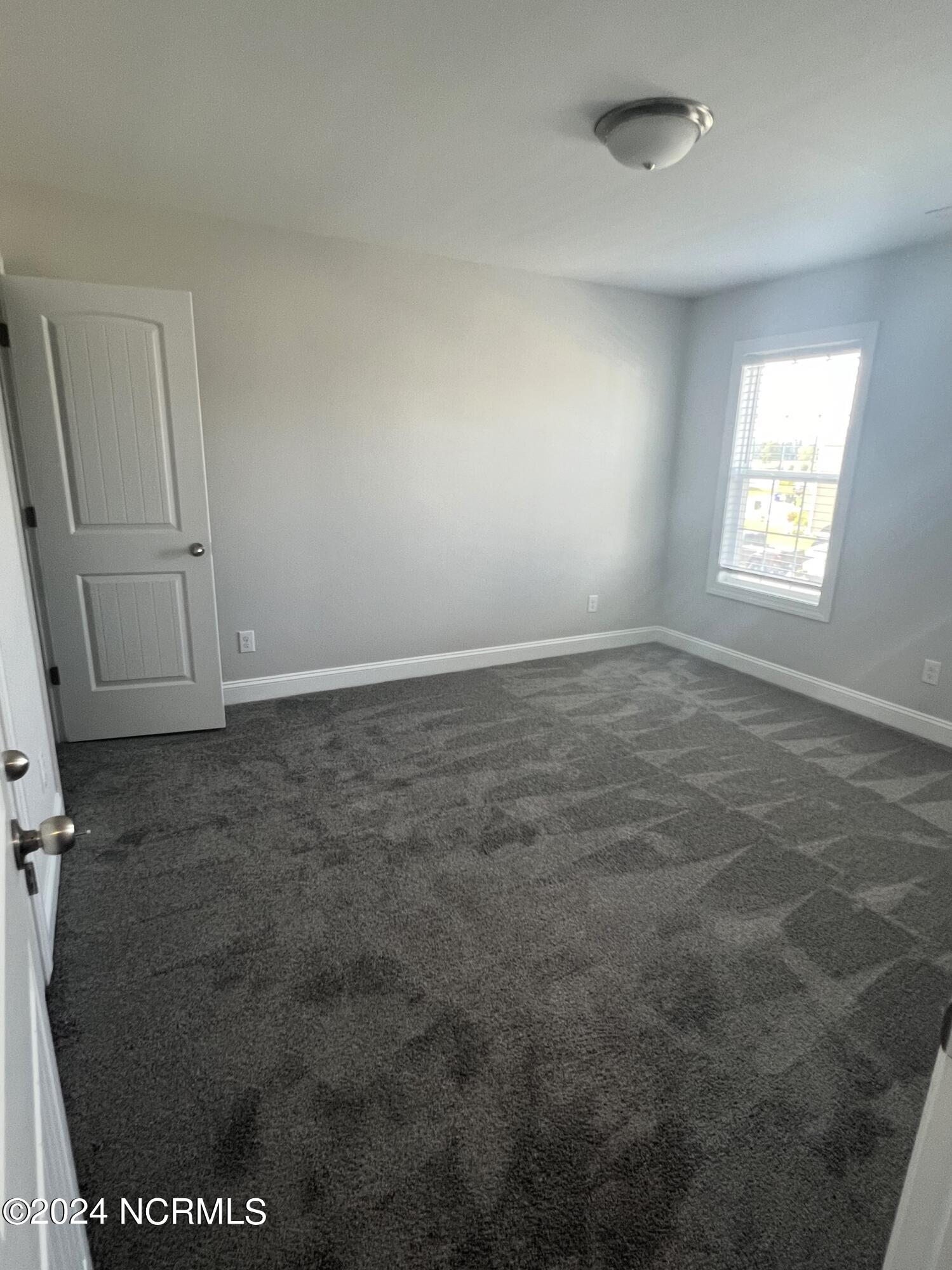 2757 Chalet Circle Property Photo 16