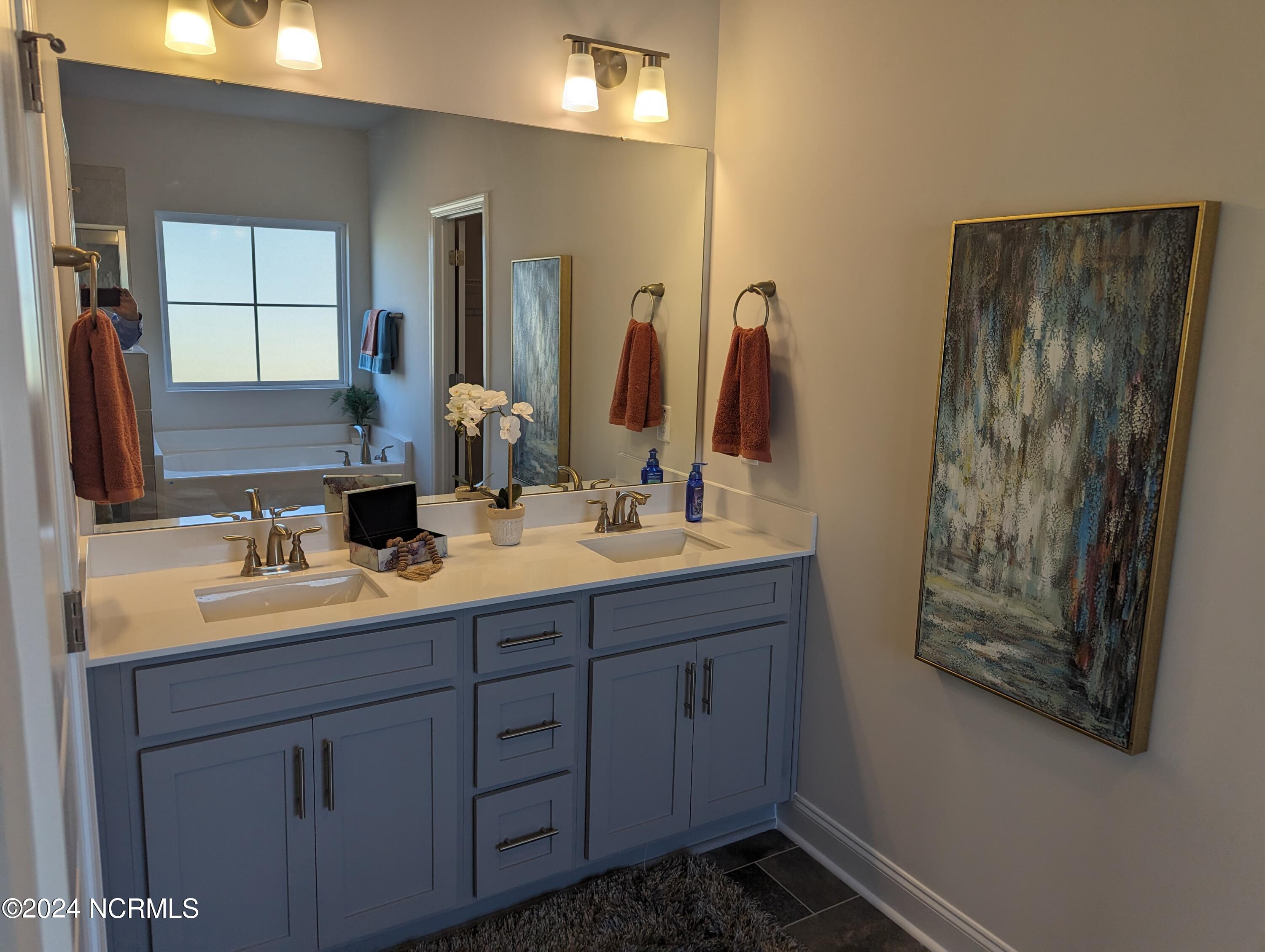 602 Central Park Way Property Photo 14