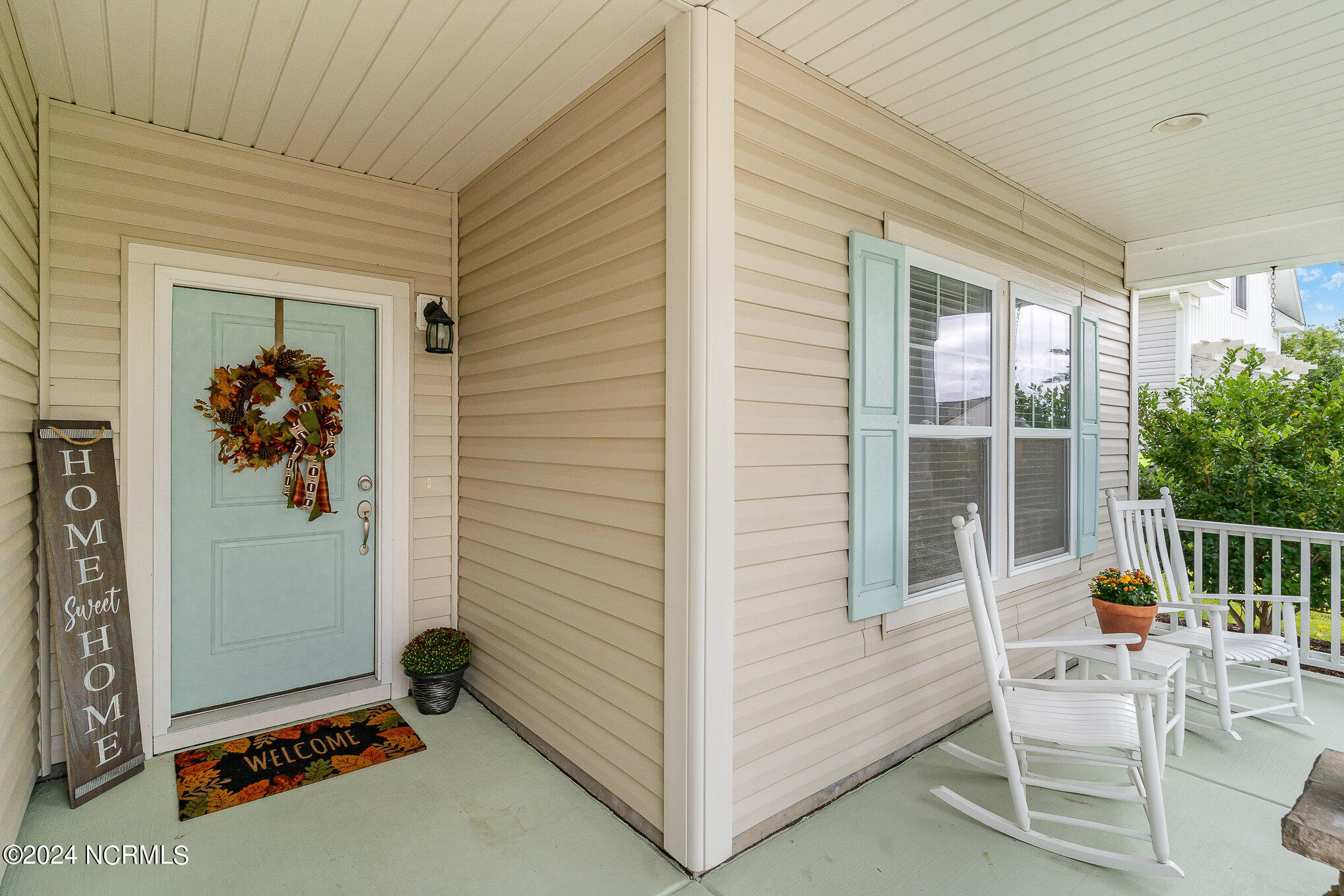 794 Thistle Trail Property Photo 2