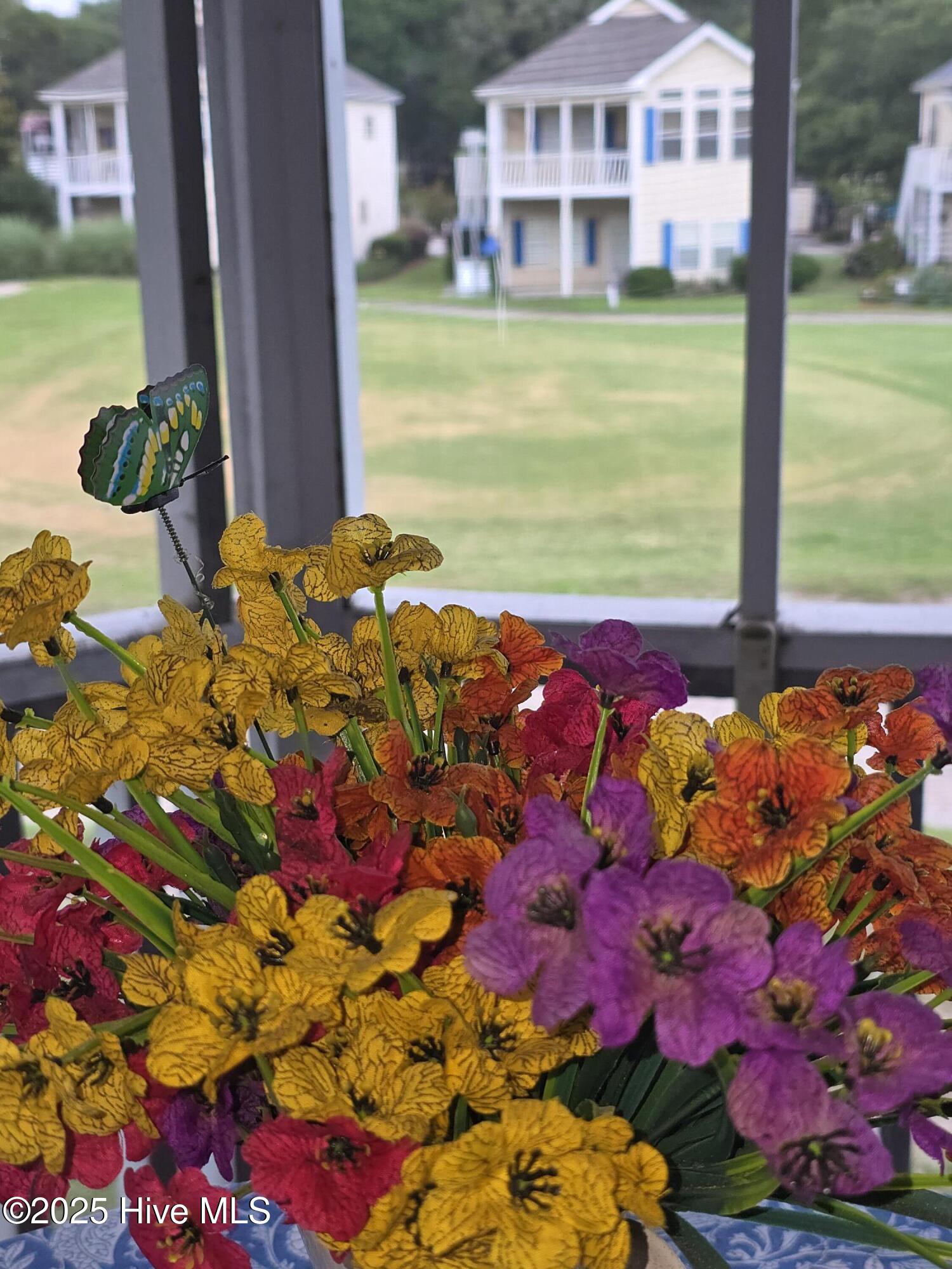 1914 Goose Creek Road 2104 Property Photo 9